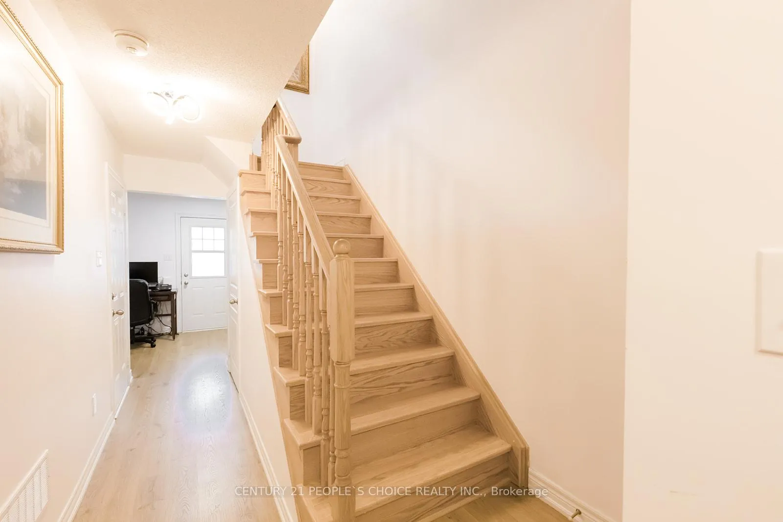Photo 14 of 102 Roy Grove Way, Markham, Greensborough — HOMEH