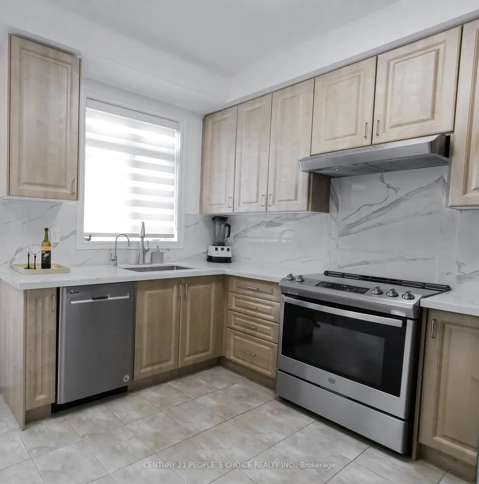 Photo 15 of 102 Roy Grove Way, Markham, Greensborough — HOMEH