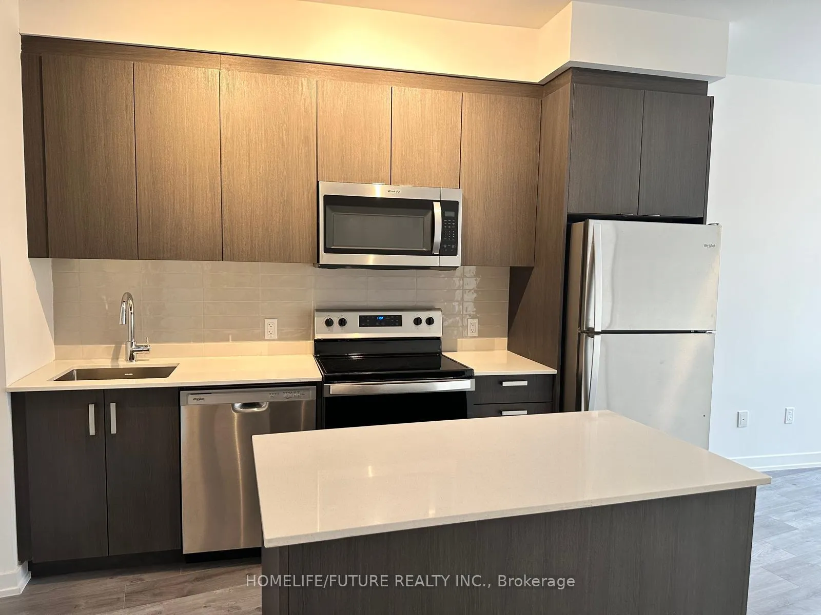 Photo 2 of Unit 115, 1010 Dundas Street E, Whitby, Blue Grass Meadows — HOMEH