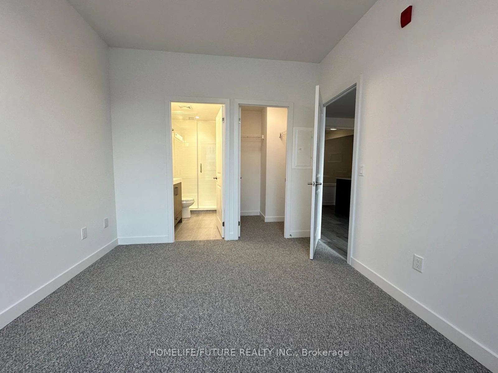 Photo 8 of Unit 115, 1010 Dundas Street E, Whitby, Blue Grass Meadows — HOMEH