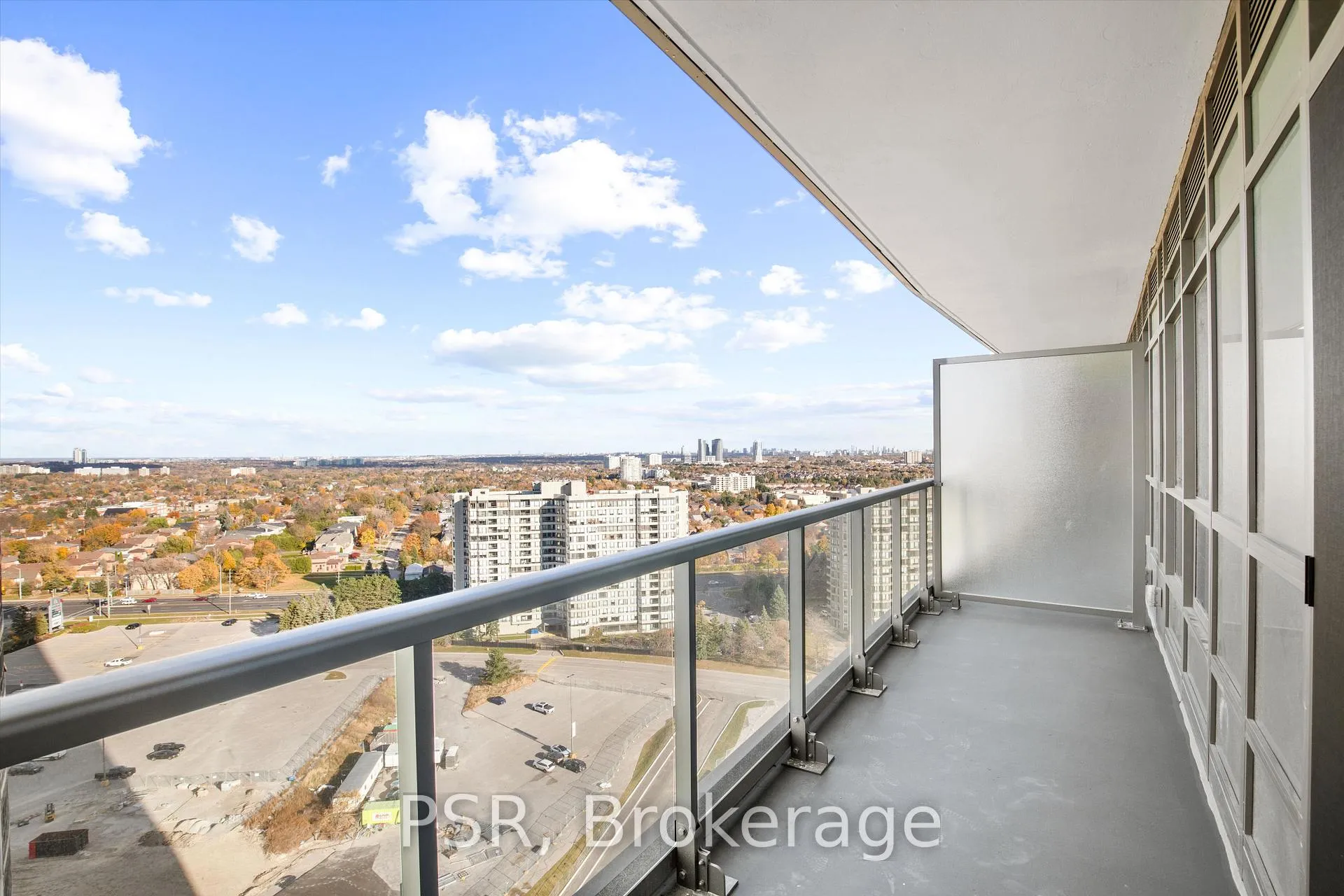Photo 10 of Unit 1908, 30 Upper Mall Way, Vaughan, Brownridge — HOMEH