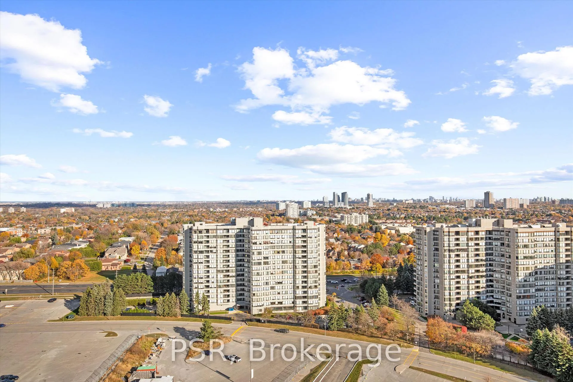 Photo 11 of Unit 1908, 30 Upper Mall Way, Vaughan, Brownridge — HOMEH
