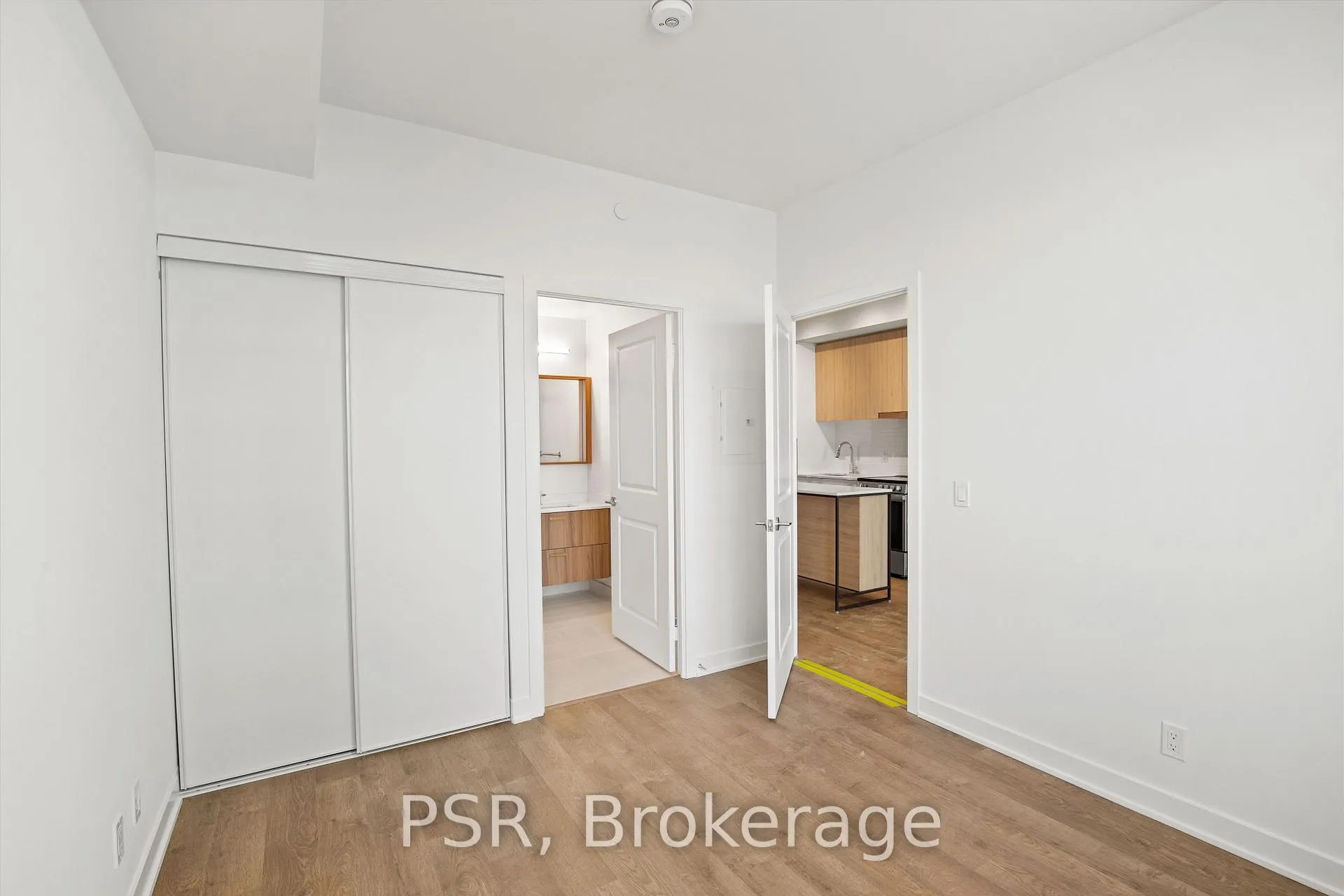Photo 14 of Unit 1908, 30 Upper Mall Way, Vaughan, Brownridge — HOMEH