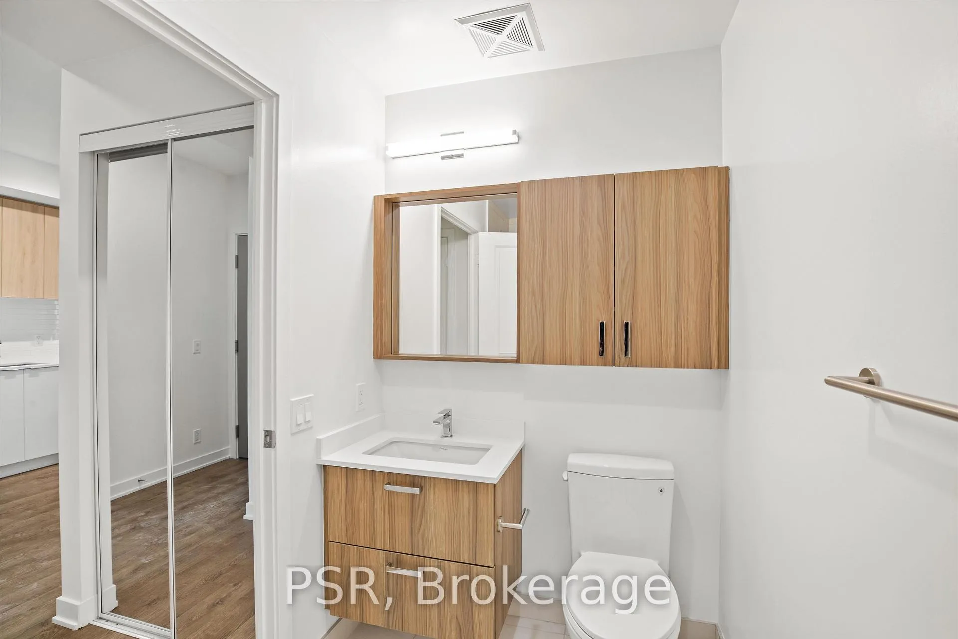Photo 16 of Unit 1908, 30 Upper Mall Way, Vaughan, Brownridge — HOMEH