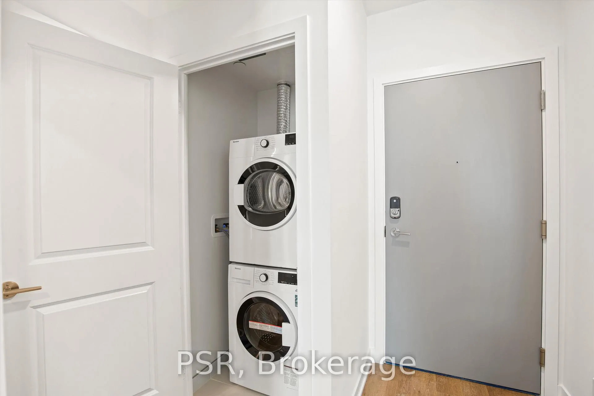 Photo 18 of Unit 1908, 30 Upper Mall Way, Vaughan, Brownridge — HOMEH