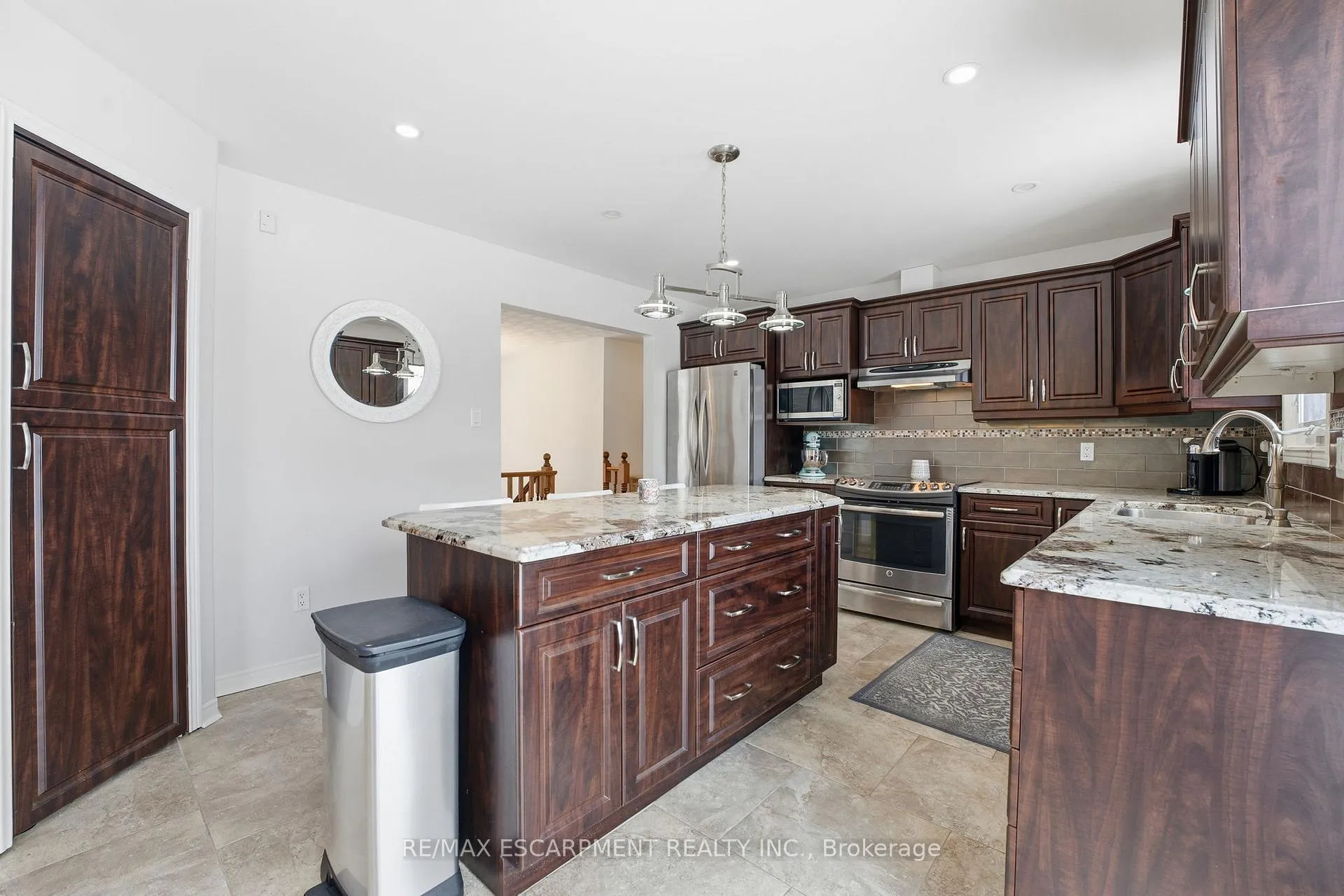 Photo 12 of 628 Haldimand Rd 17, Haldimand, Dunnville — HOMEH
