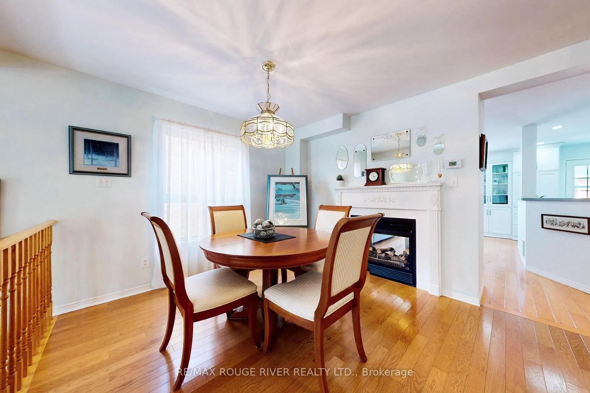 Photo 9 of 10 Moorefield Drive, Scarborough, Rouge — HOMEH