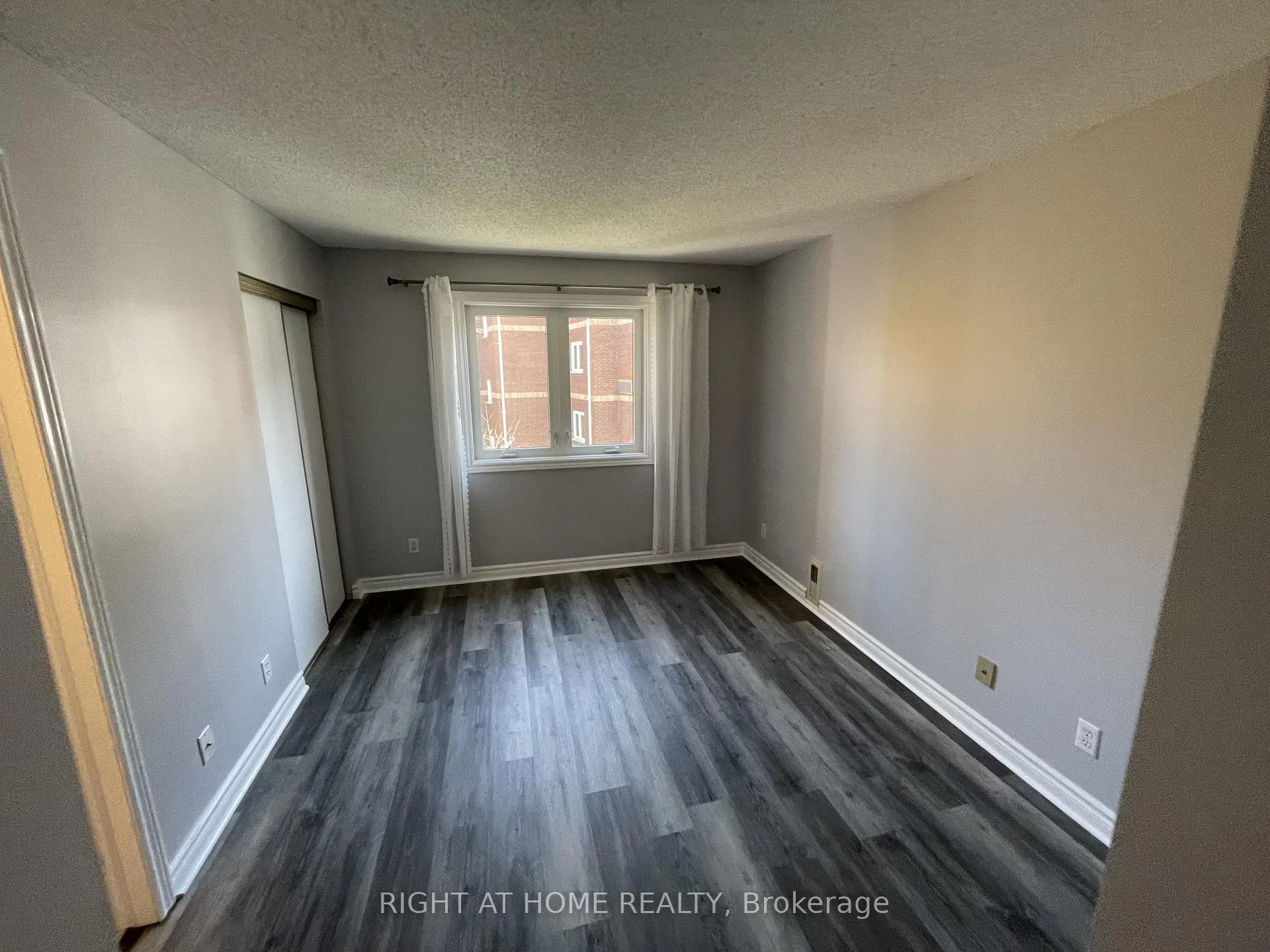 Photo 7 of Unit 307, 193 Lake Driveway, Ajax, South West — HOMEH