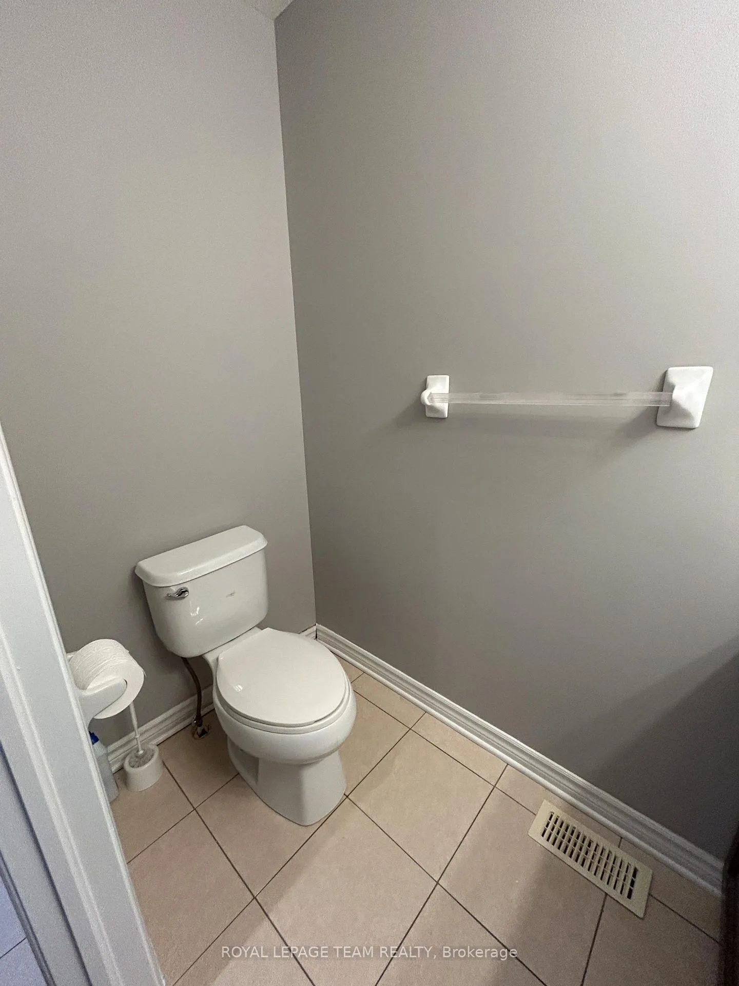 Photo 6 of 227 Jersey Tea Circle N, Ottawa, Riverside South/Gloucester Glen — HOMEH