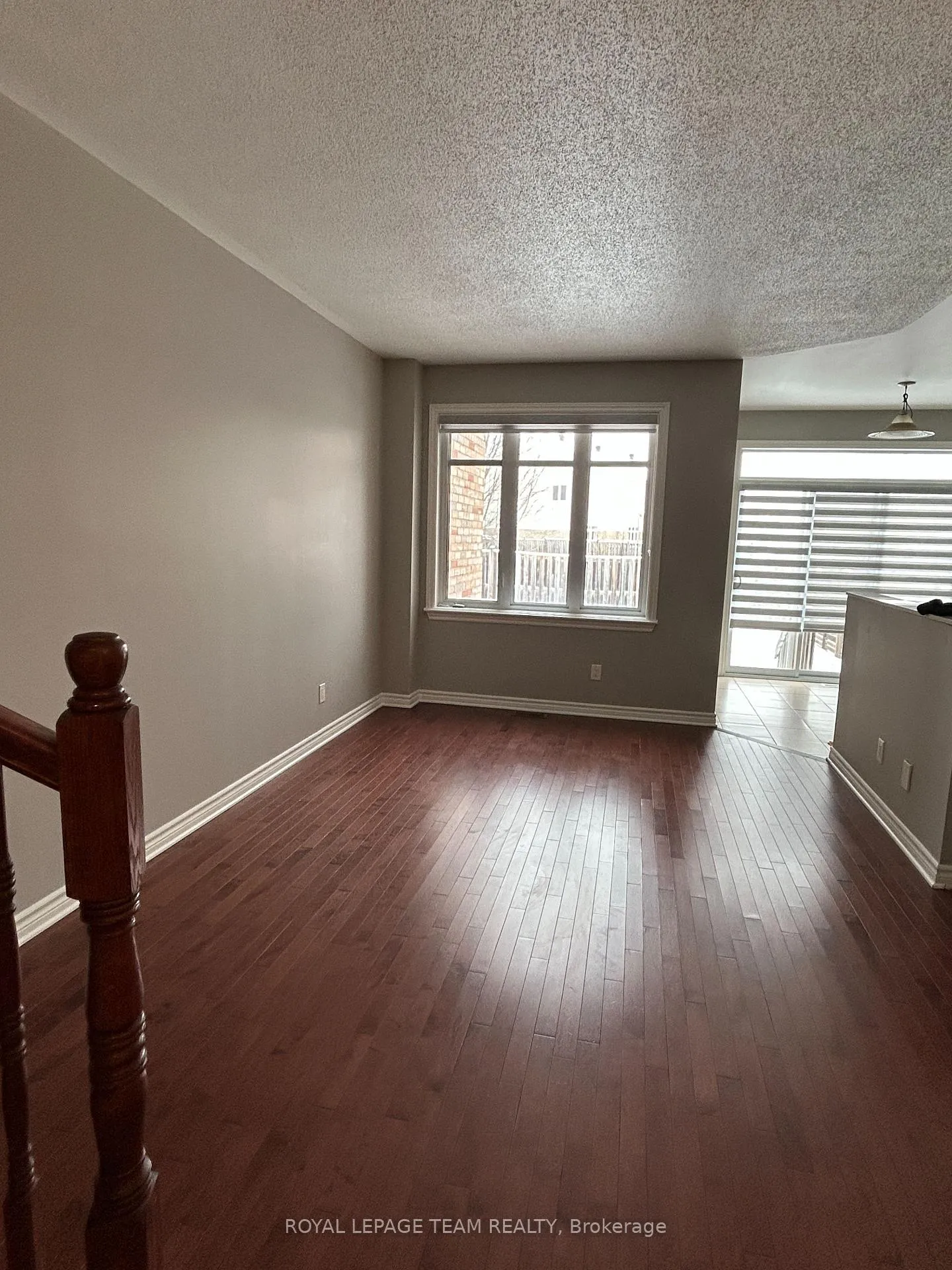 Photo 8 of 227 Jersey Tea Circle N, Ottawa, Riverside South/Gloucester Glen — HOMEH