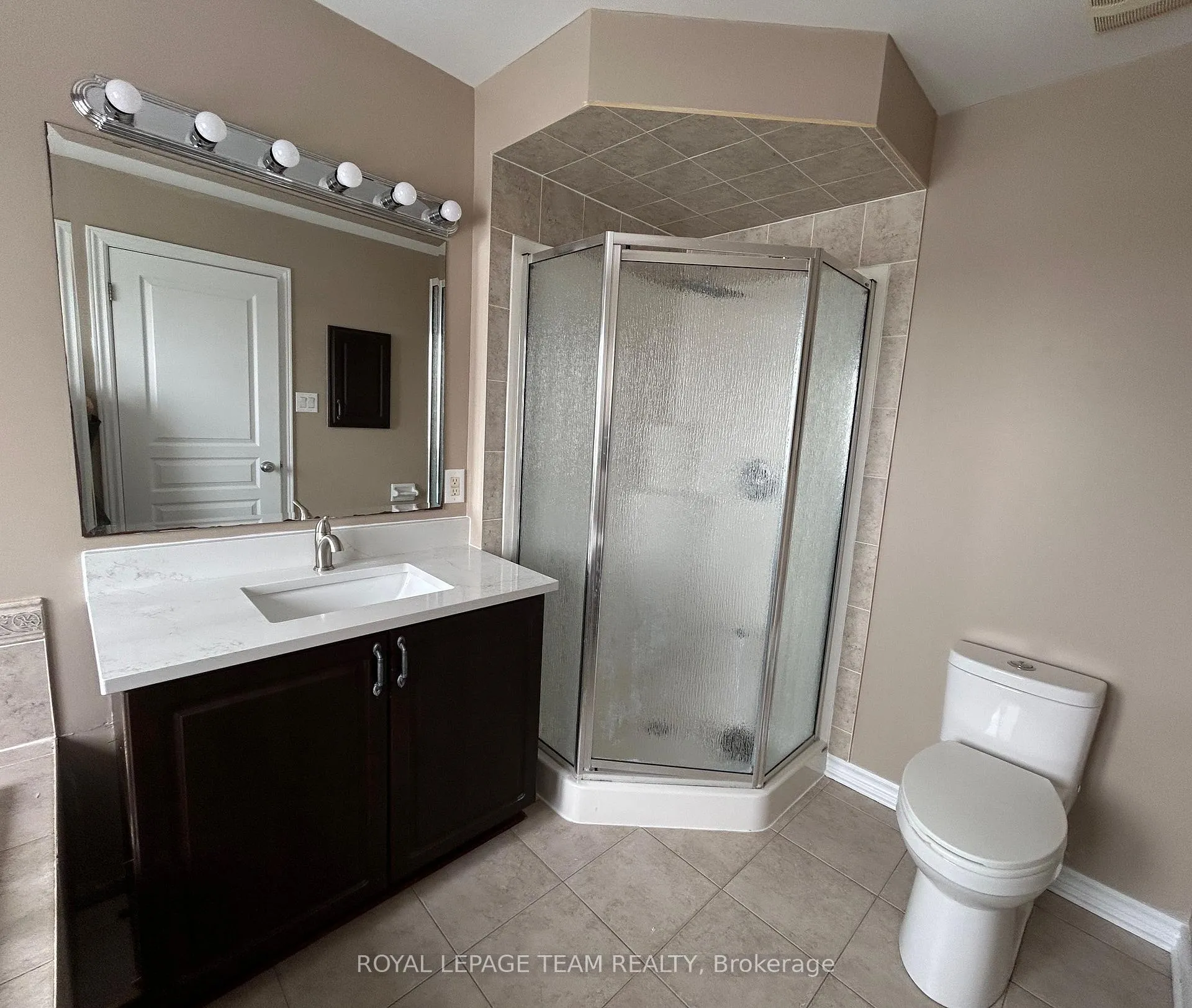 Photo 16 of 227 Jersey Tea Circle N, Ottawa, Riverside South/Gloucester Glen — HOMEH