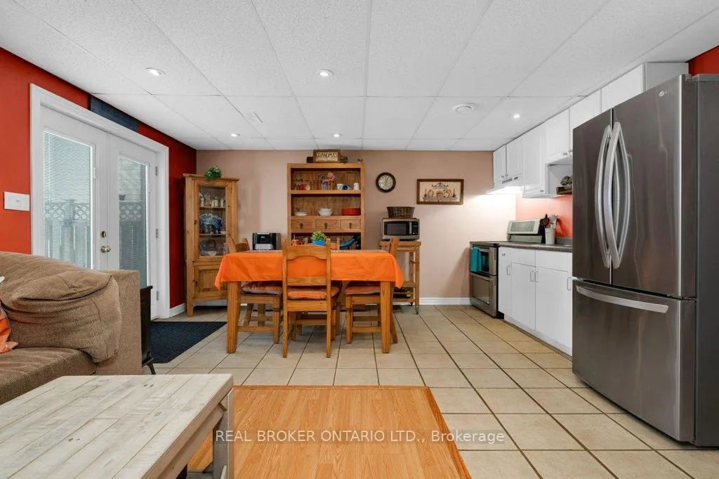 Photo 6 of 48 Ward Drive, Barrie, Painswick North — HOMEH