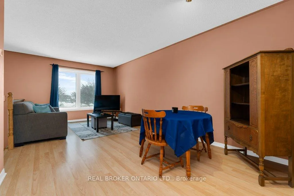 Photo 21 of 48 Ward Drive, Barrie, Painswick North — HOMEH