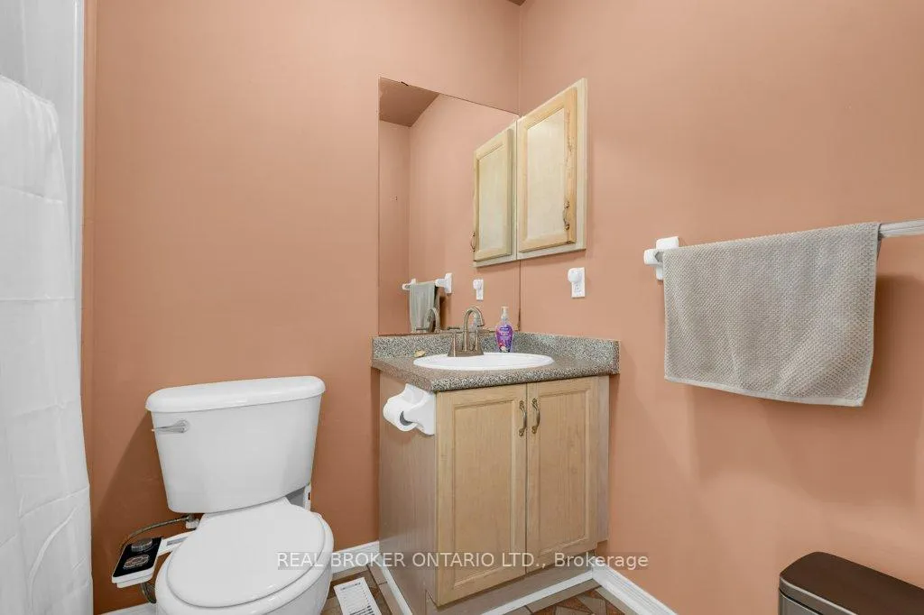 Photo 31 of 48 Ward Drive, Barrie, Painswick North — HOMEH