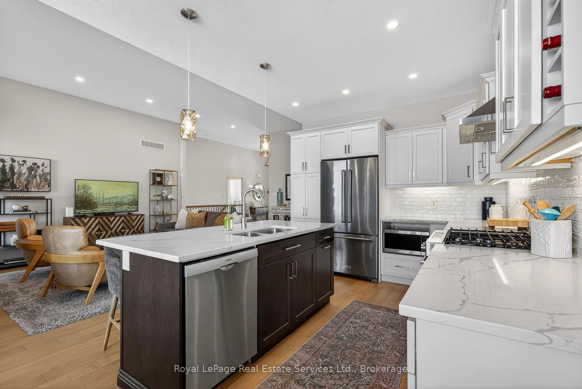 Photo 13 of 20 Patten Drive, Brant, South Dumfries — HOMEH