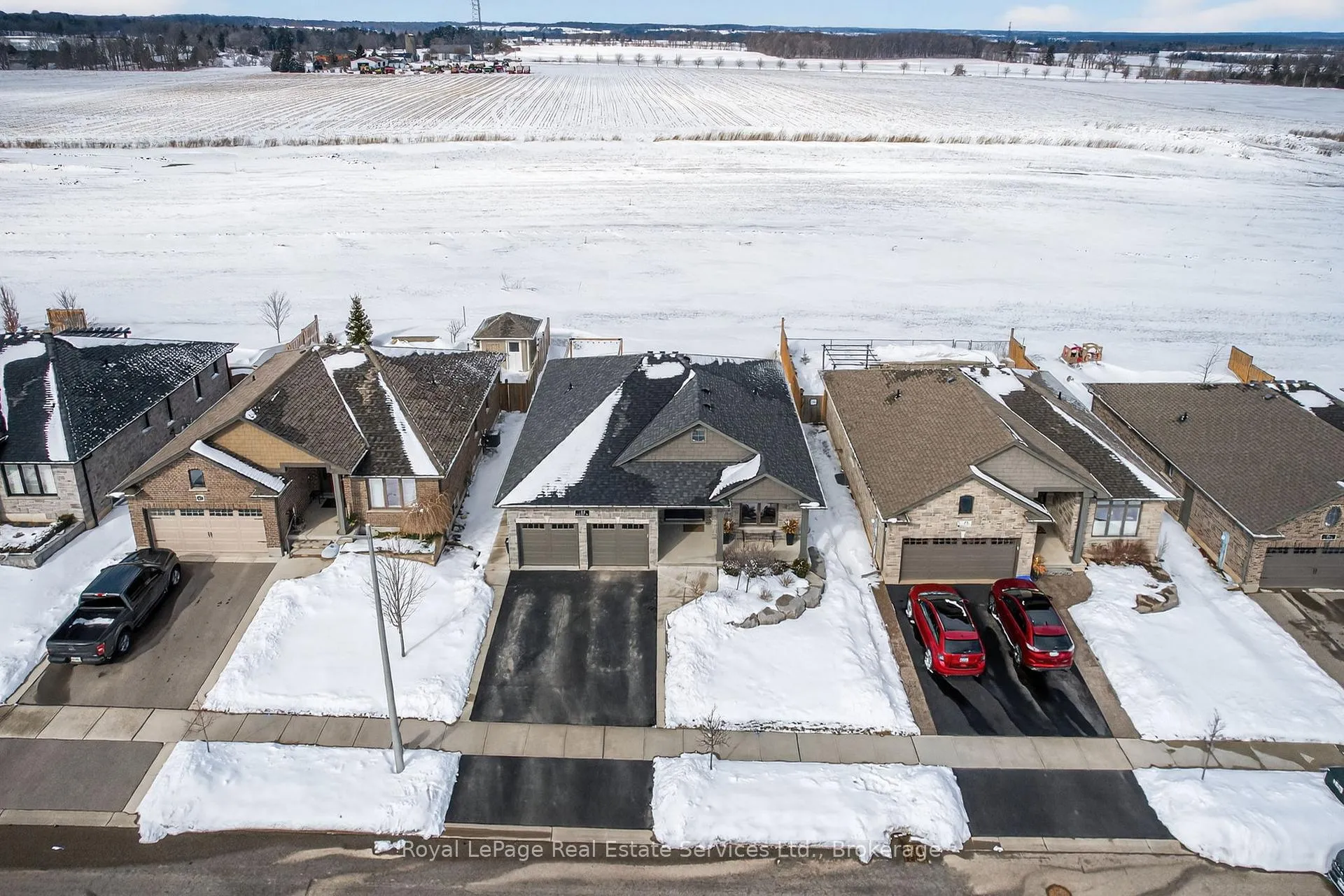 Photo 37 of 20 Patten Drive, Brant, South Dumfries — HOMEH