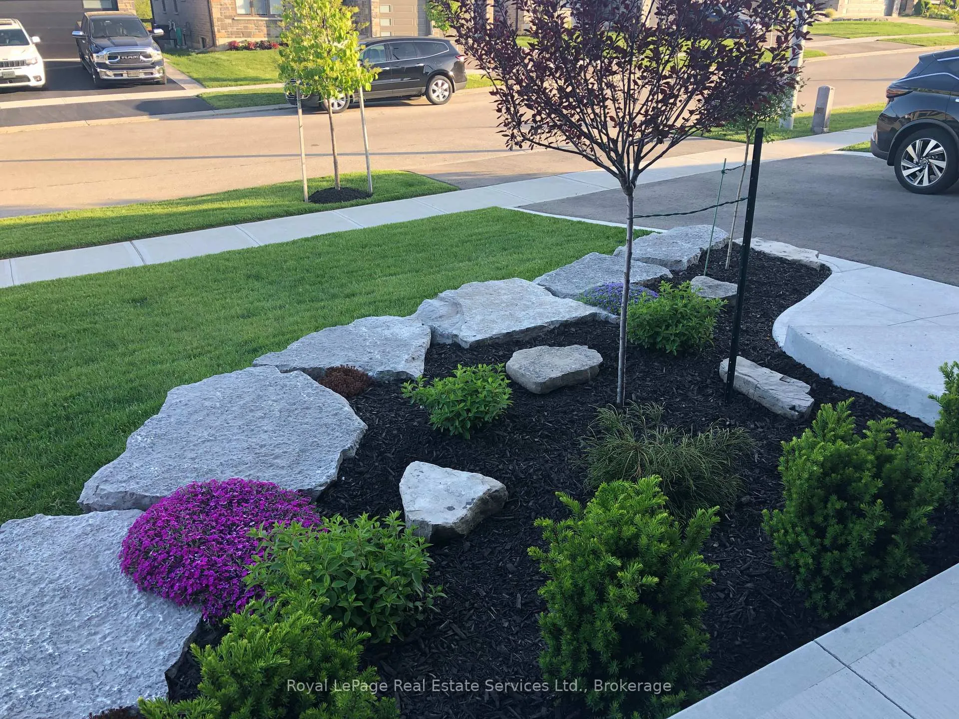 Photo 42 of 20 Patten Drive, Brant, South Dumfries — HOMEH