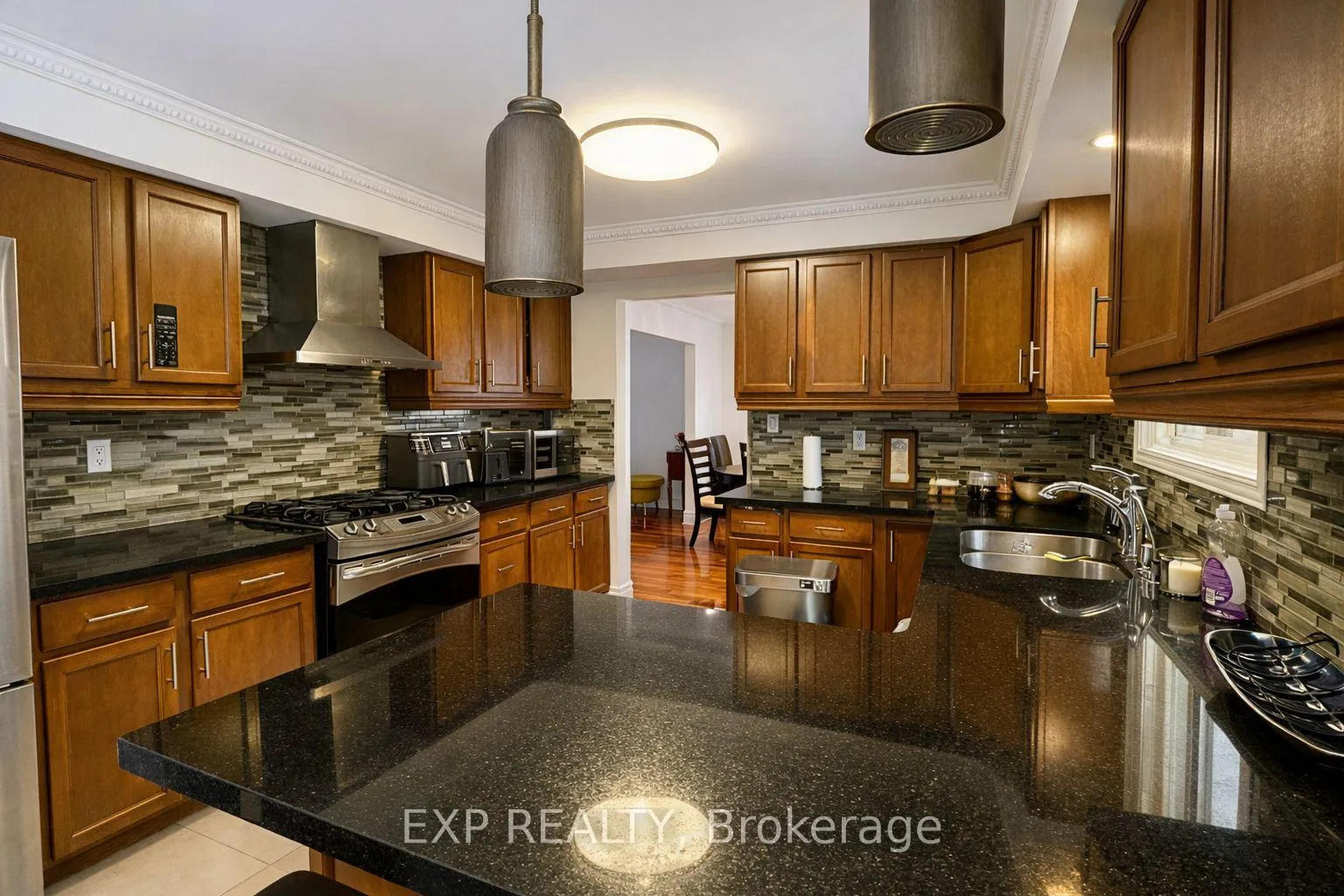 Photo 6 of 57 Emeline Crescent, Markham, Markham Village — HOMEH