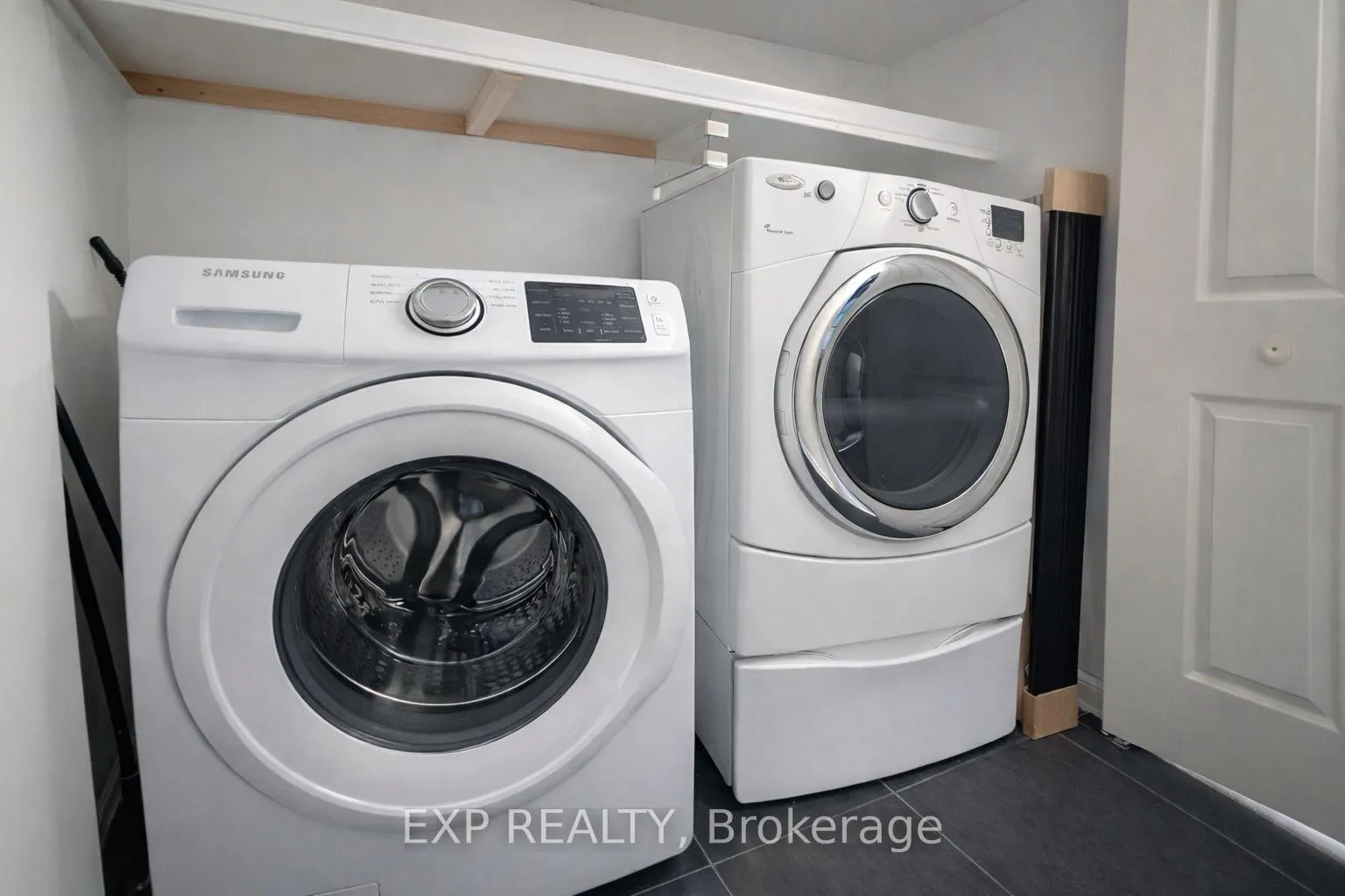 Photo 11 of 57 Emeline Crescent, Markham, Markham Village — HOMEH