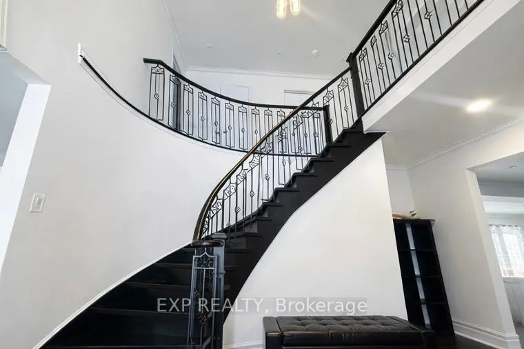 Photo 12 of 57 Emeline Crescent, Markham, Markham Village — HOMEH