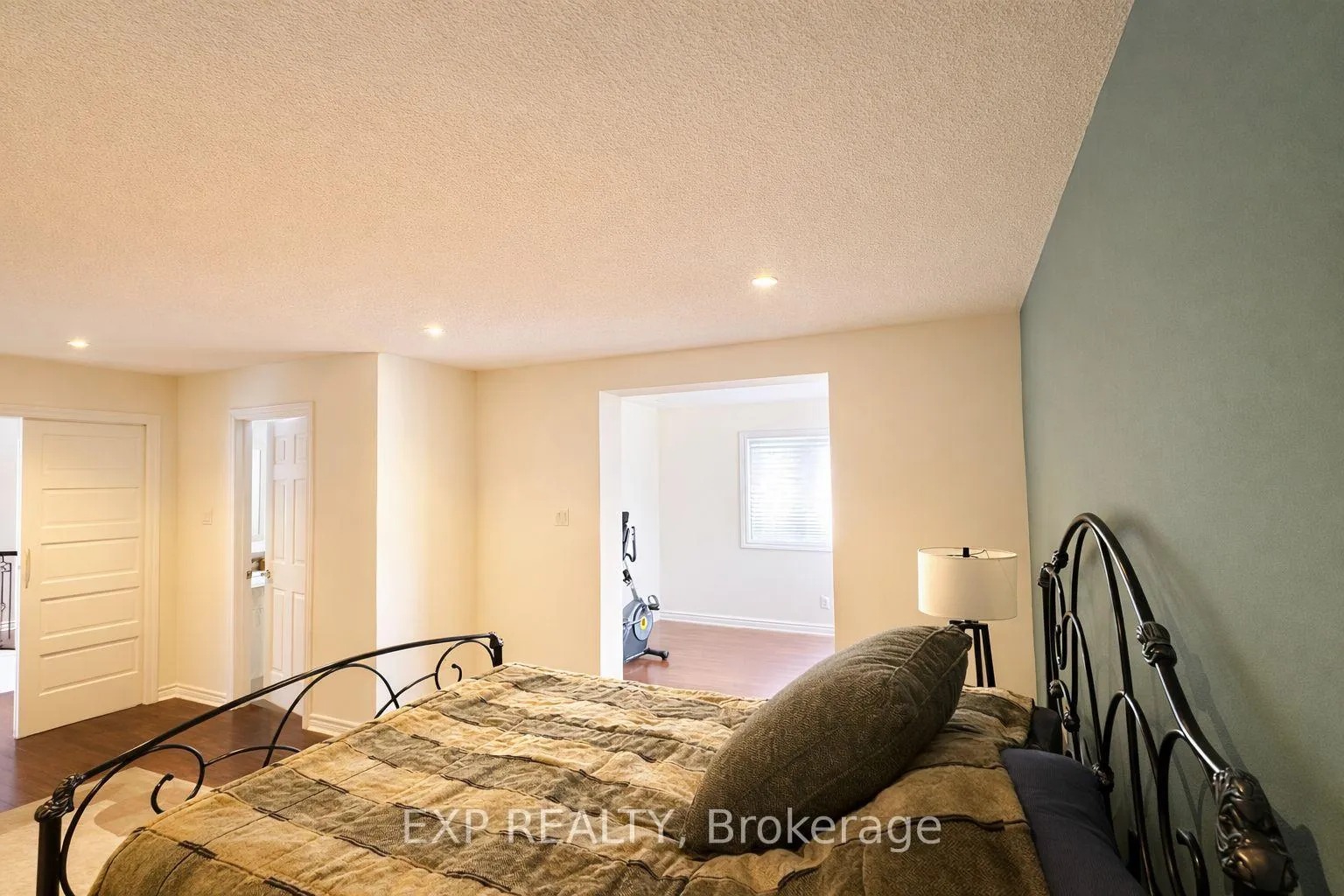 Photo 15 of 57 Emeline Crescent, Markham, Markham Village — HOMEH