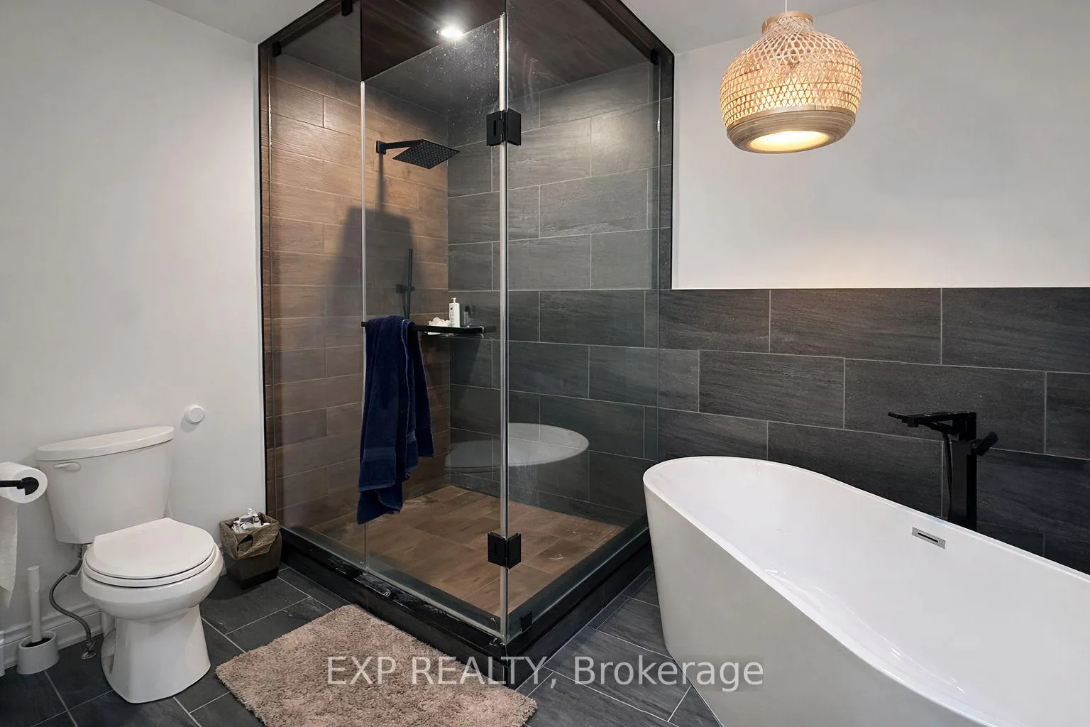 Photo 17 of 57 Emeline Crescent, Markham, Markham Village — HOMEH