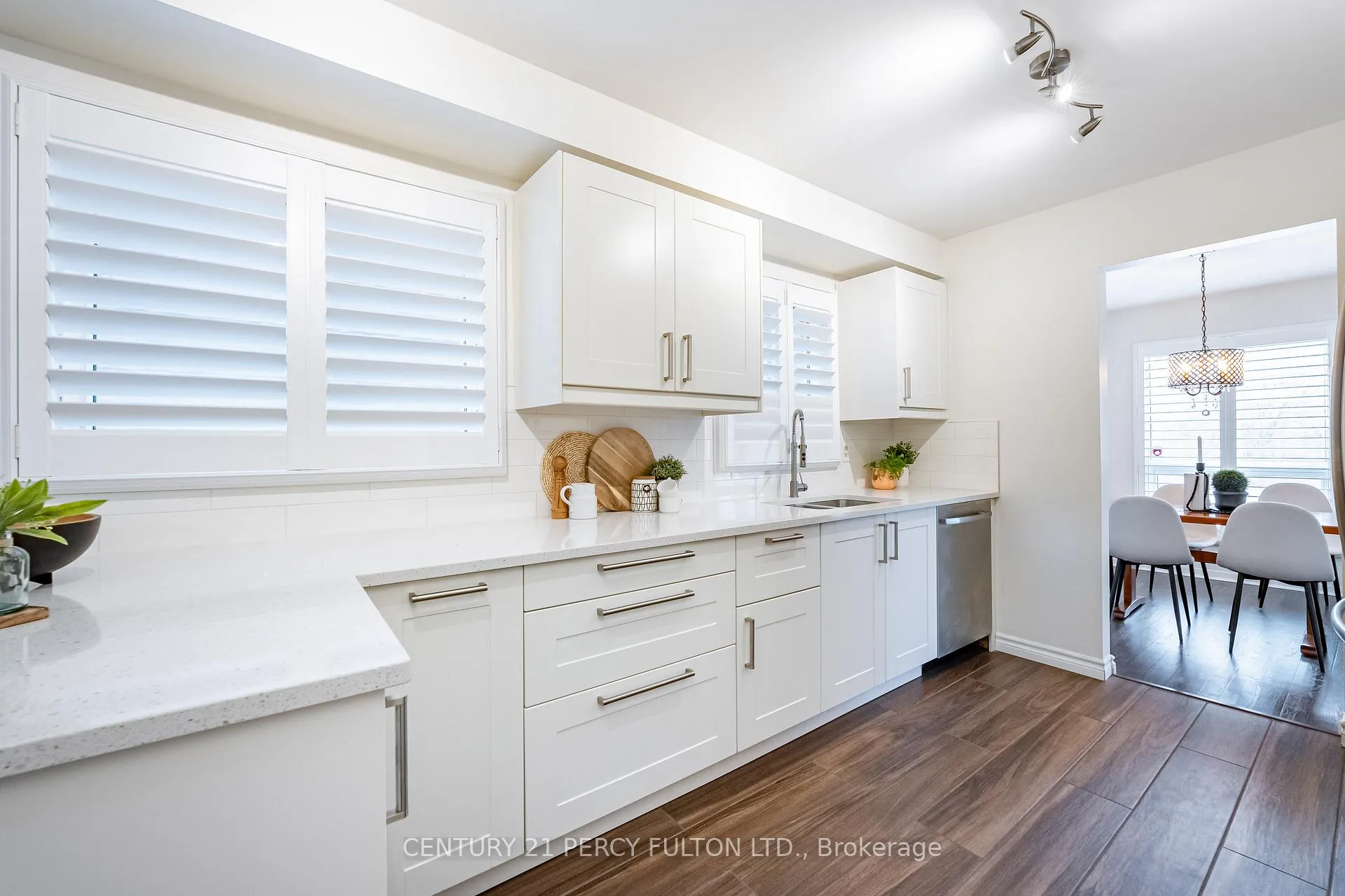 Photo 9 of 708 Abingdon Court, Pickering, West Shore — HOMEH