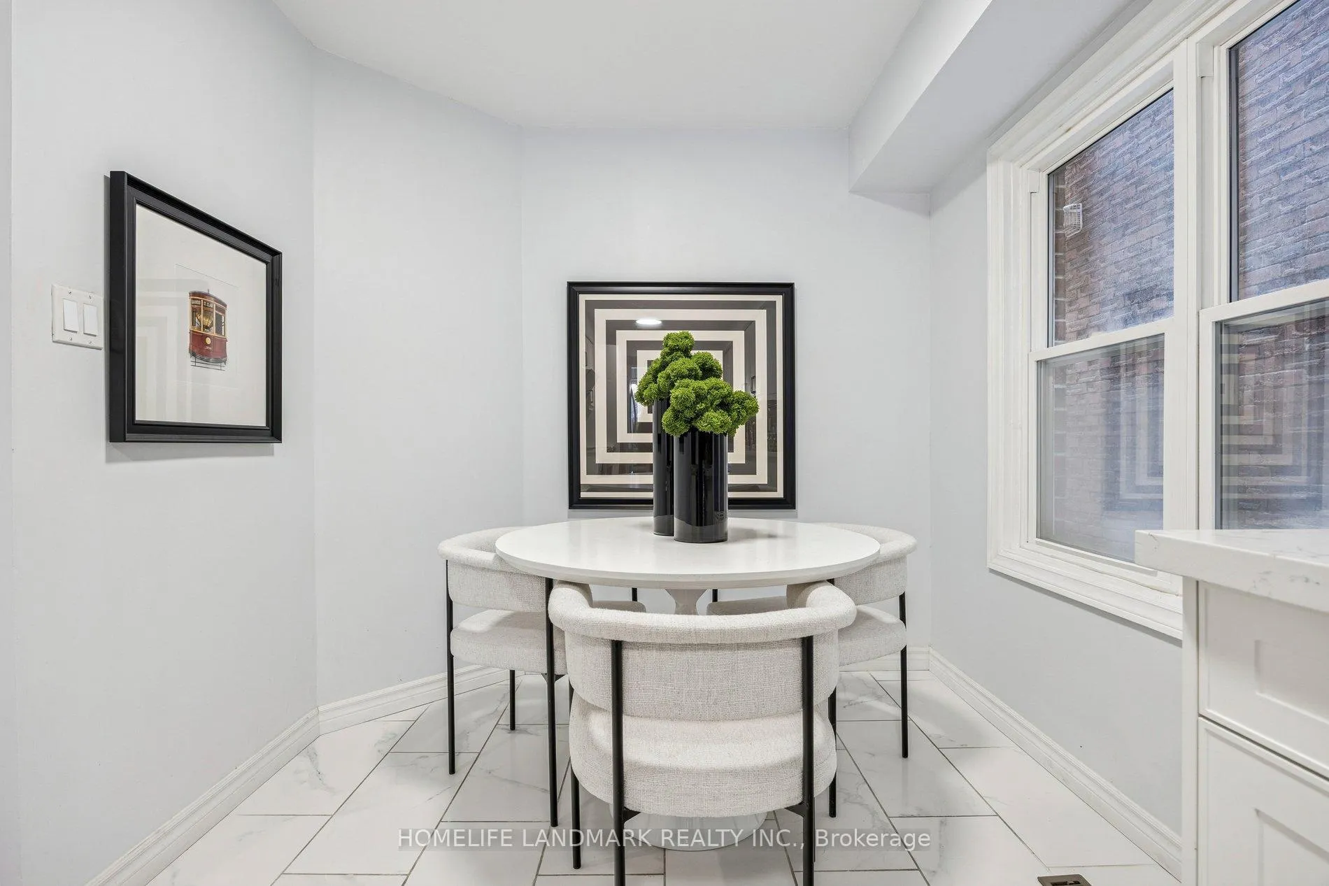 Photo 7 of 149 Glenmanor Way, Vaughan, Crestwood-Springfarm-Yorkhill — HOMEH