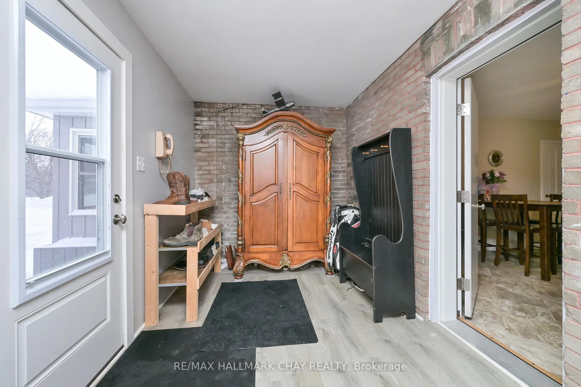 Photo 9 of 48 Caroline Street W, Clearview, Creemore — HOMEH