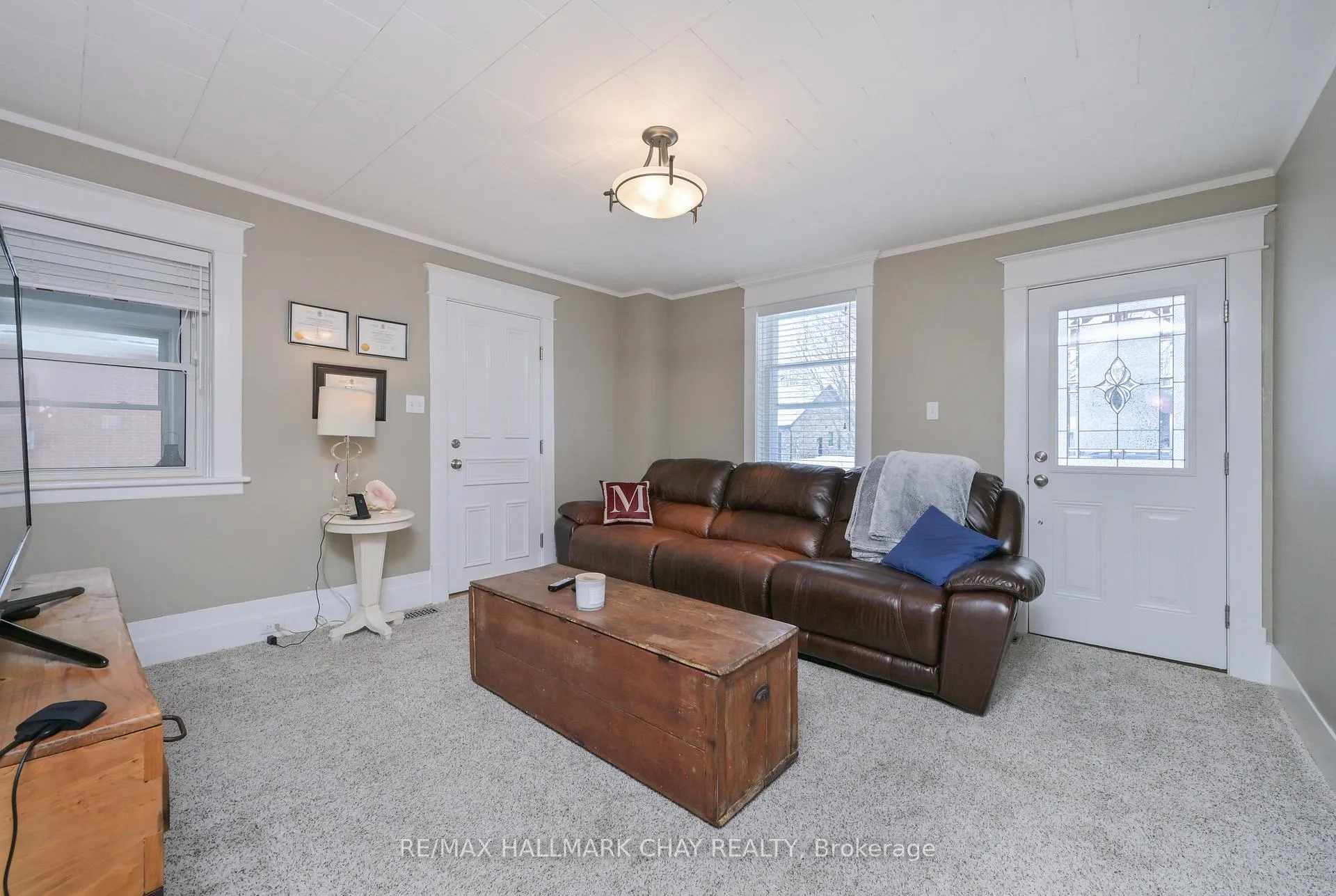 Photo 10 of 48 Caroline Street W, Clearview, Creemore — HOMEH