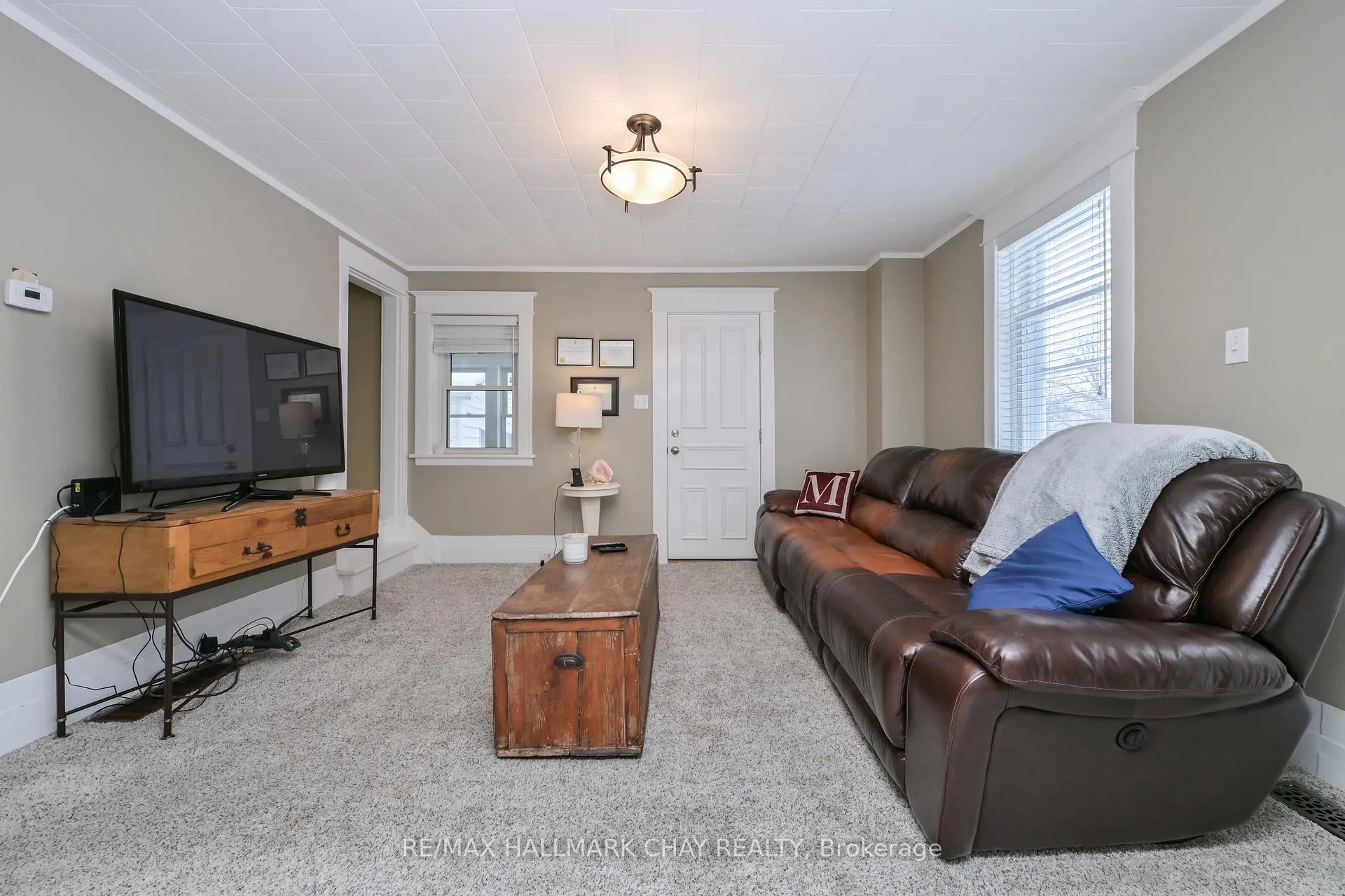 Photo 12 of 48 Caroline Street W, Clearview, Creemore — HOMEH
