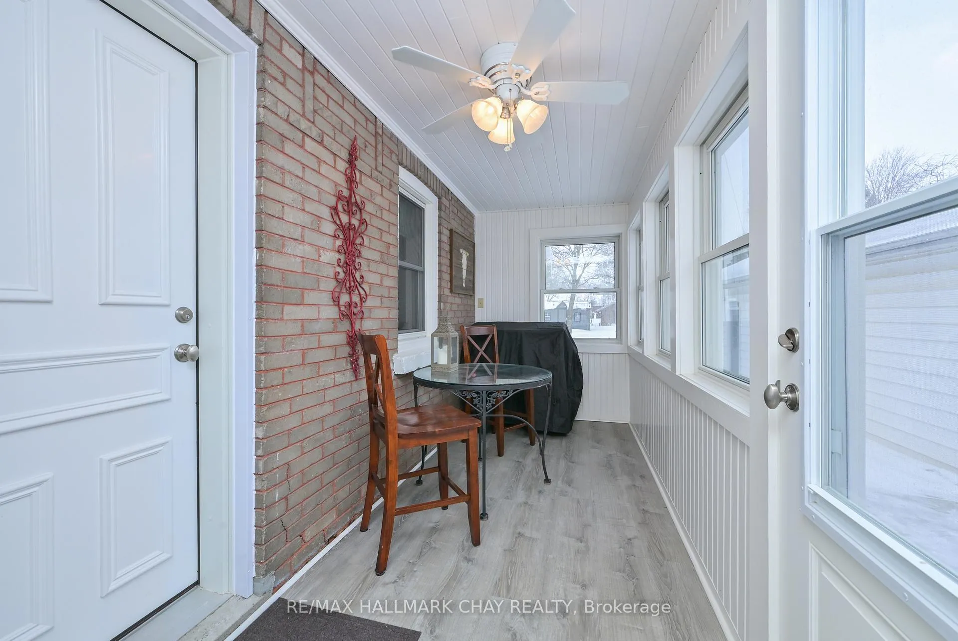 Photo 13 of 48 Caroline Street W, Clearview, Creemore — HOMEH