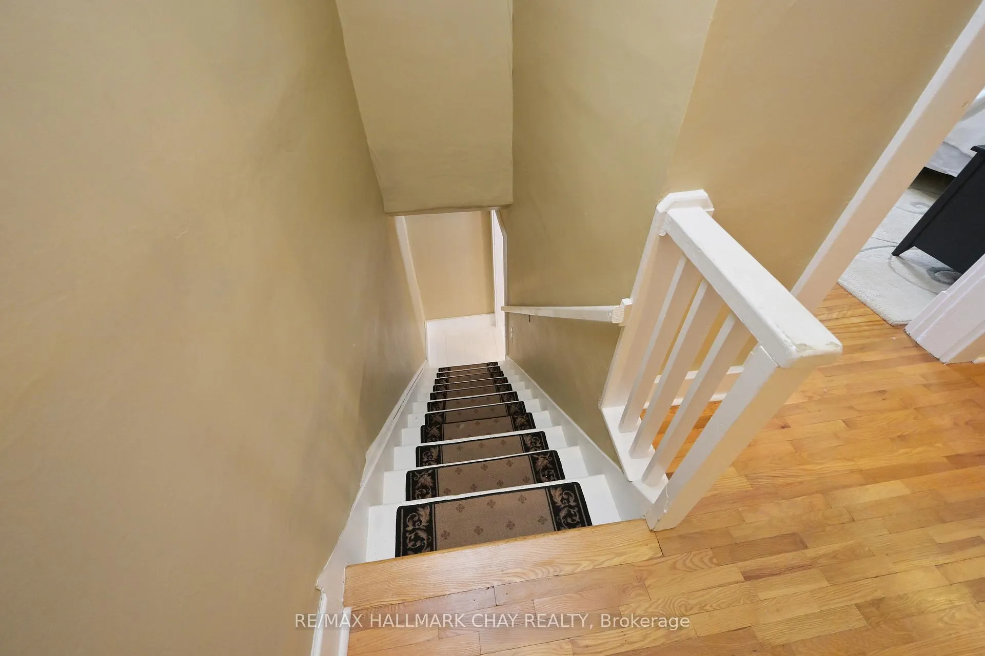 Photo 18 of 48 Caroline Street W, Clearview, Creemore — HOMEH