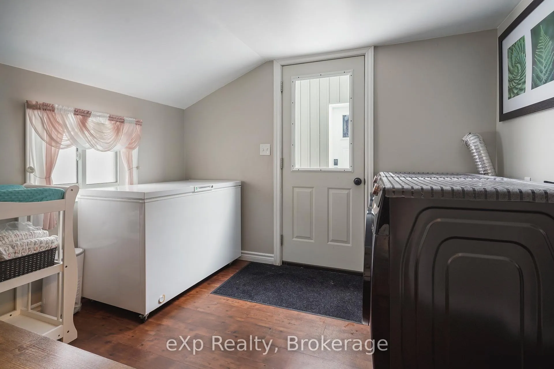 Photo 17 of 320 Albert Street, Huron East, Brussels — HOMEH
