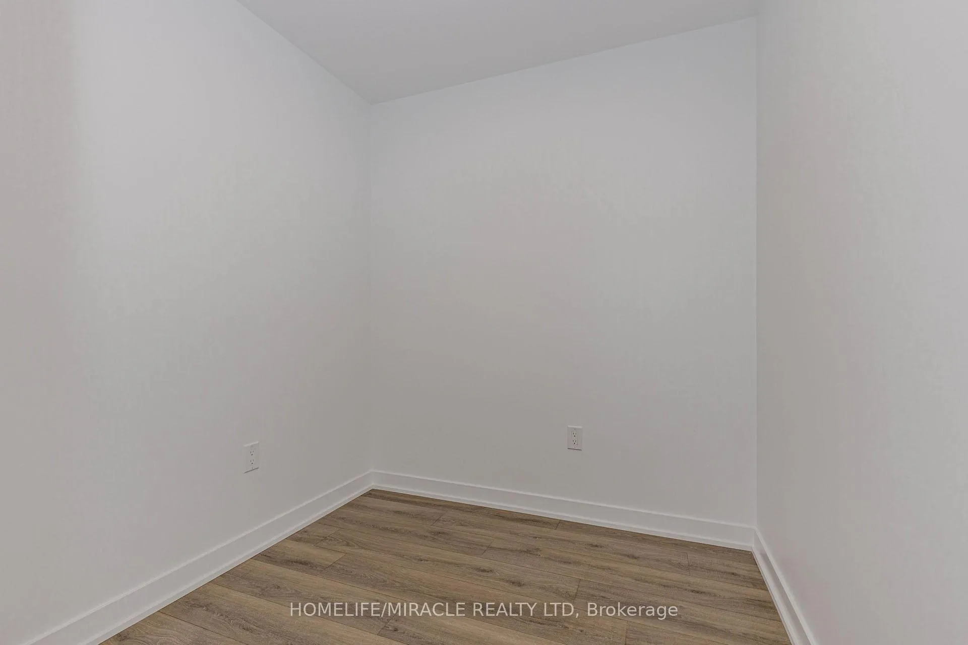 Photo 18 of Unit 505, 720 Whitlock Avenue, Milton, Cobban — HOMEH