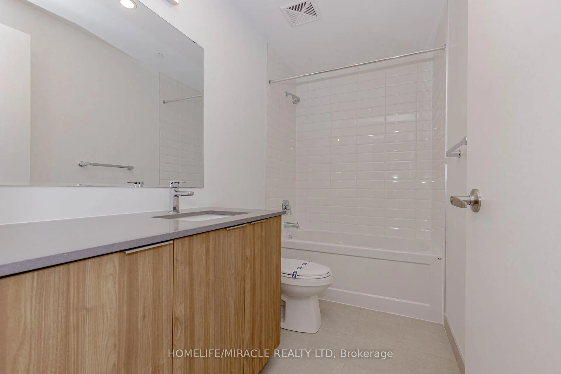 Photo 42 of Unit 505, 720 Whitlock Avenue, Milton, Cobban — HOMEH