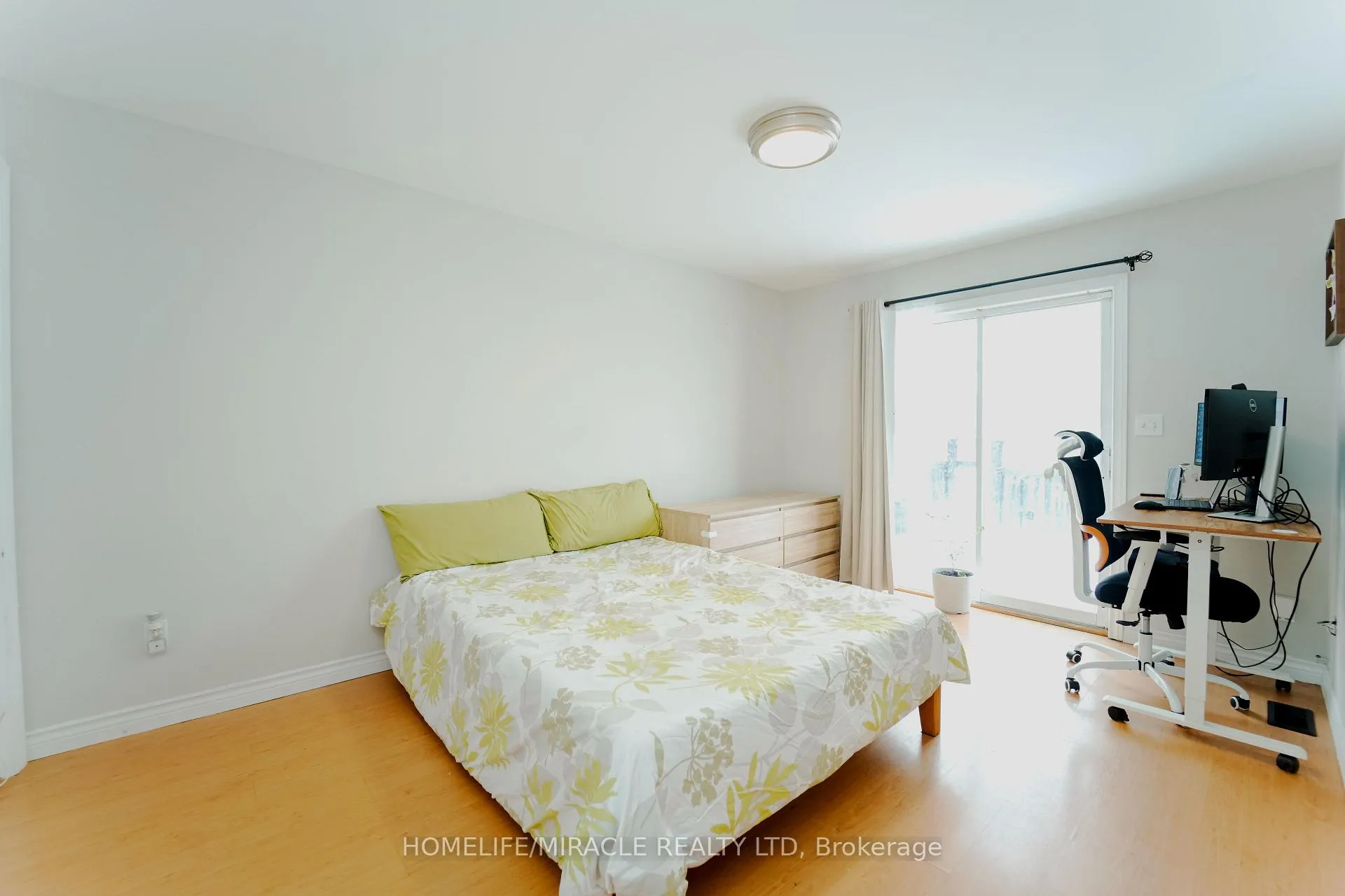 Photo 13 of 1537 Langlois Avenue, Windsor — HOMEH