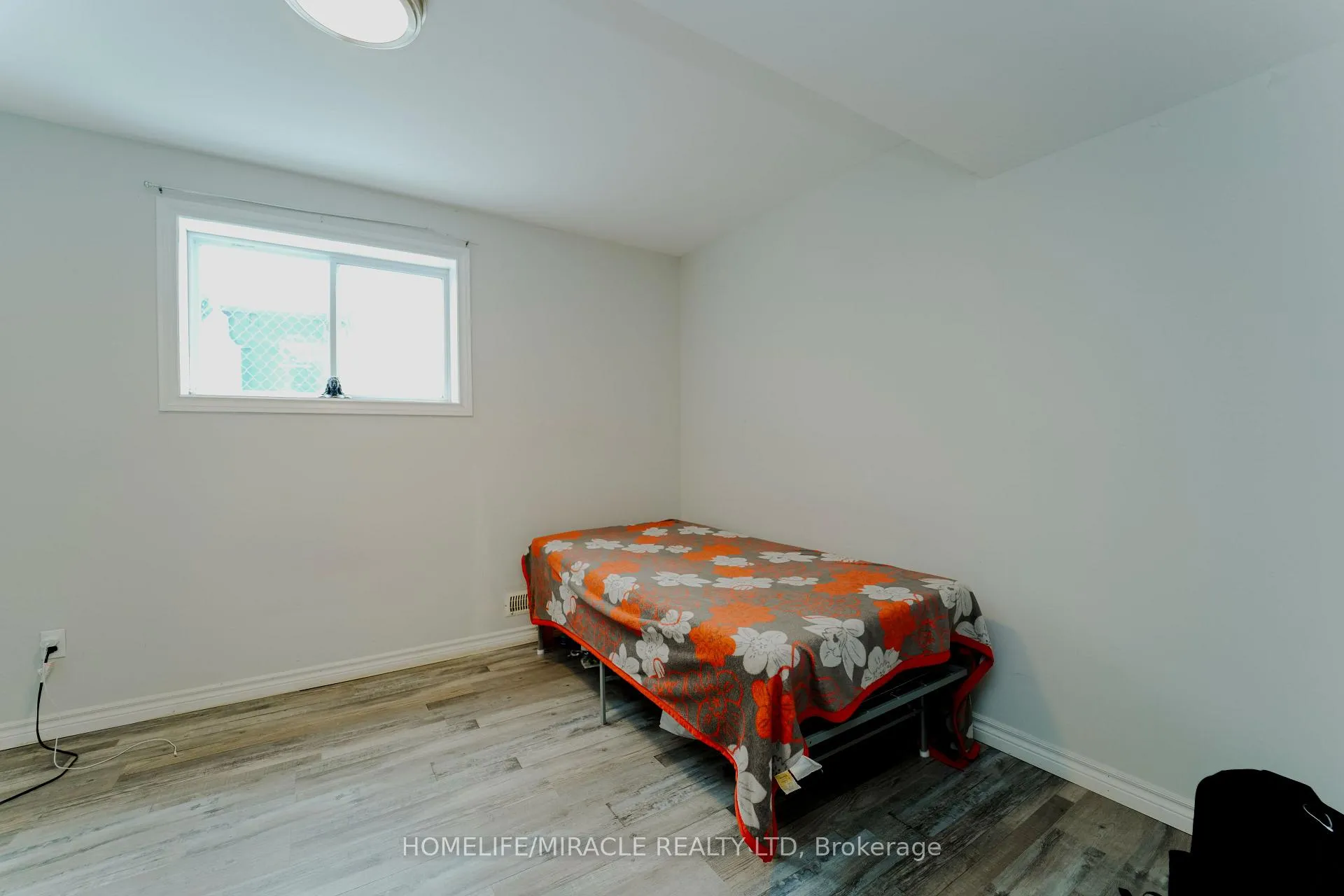 Photo 33 of 1537 Langlois Avenue, Windsor — HOMEH