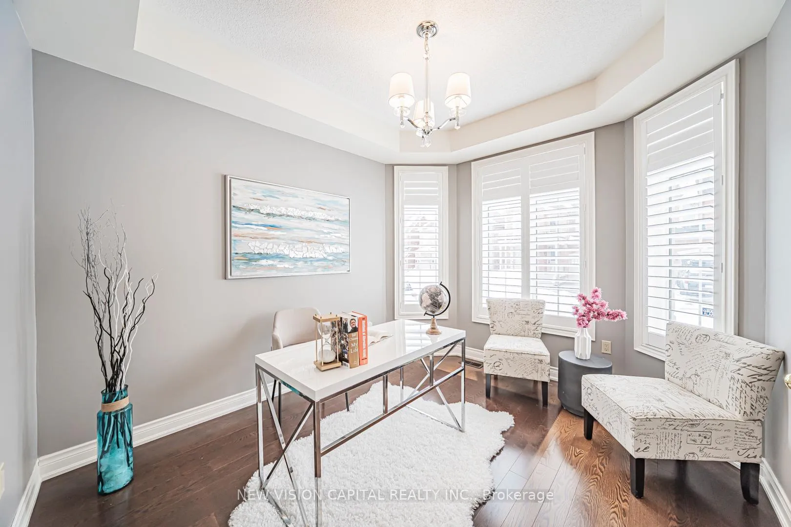 Photo 4 of 102 Hua Du Avenue, Markham, Berczy — HOMEH