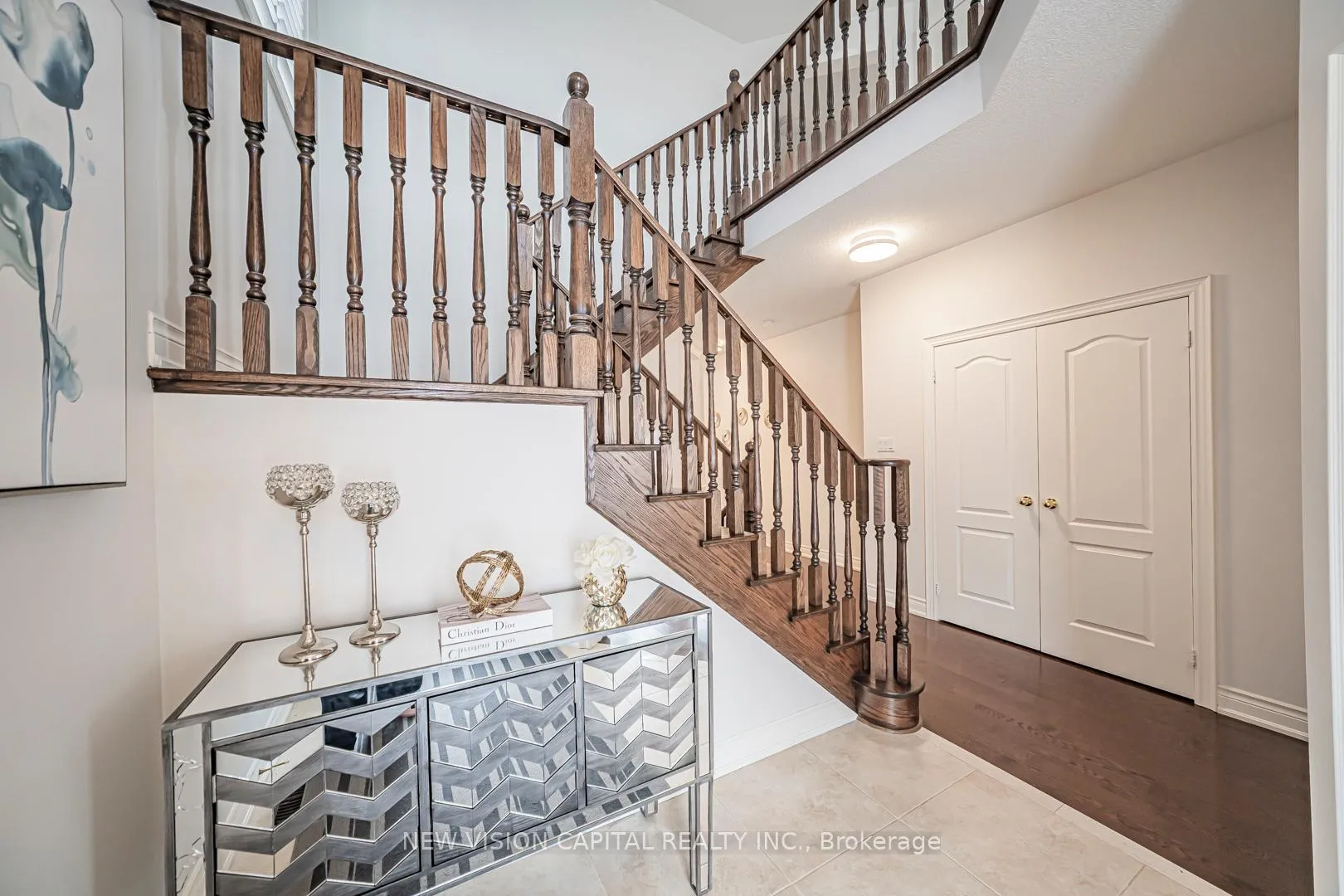 Photo 5 of 102 Hua Du Avenue, Markham, Berczy — HOMEH