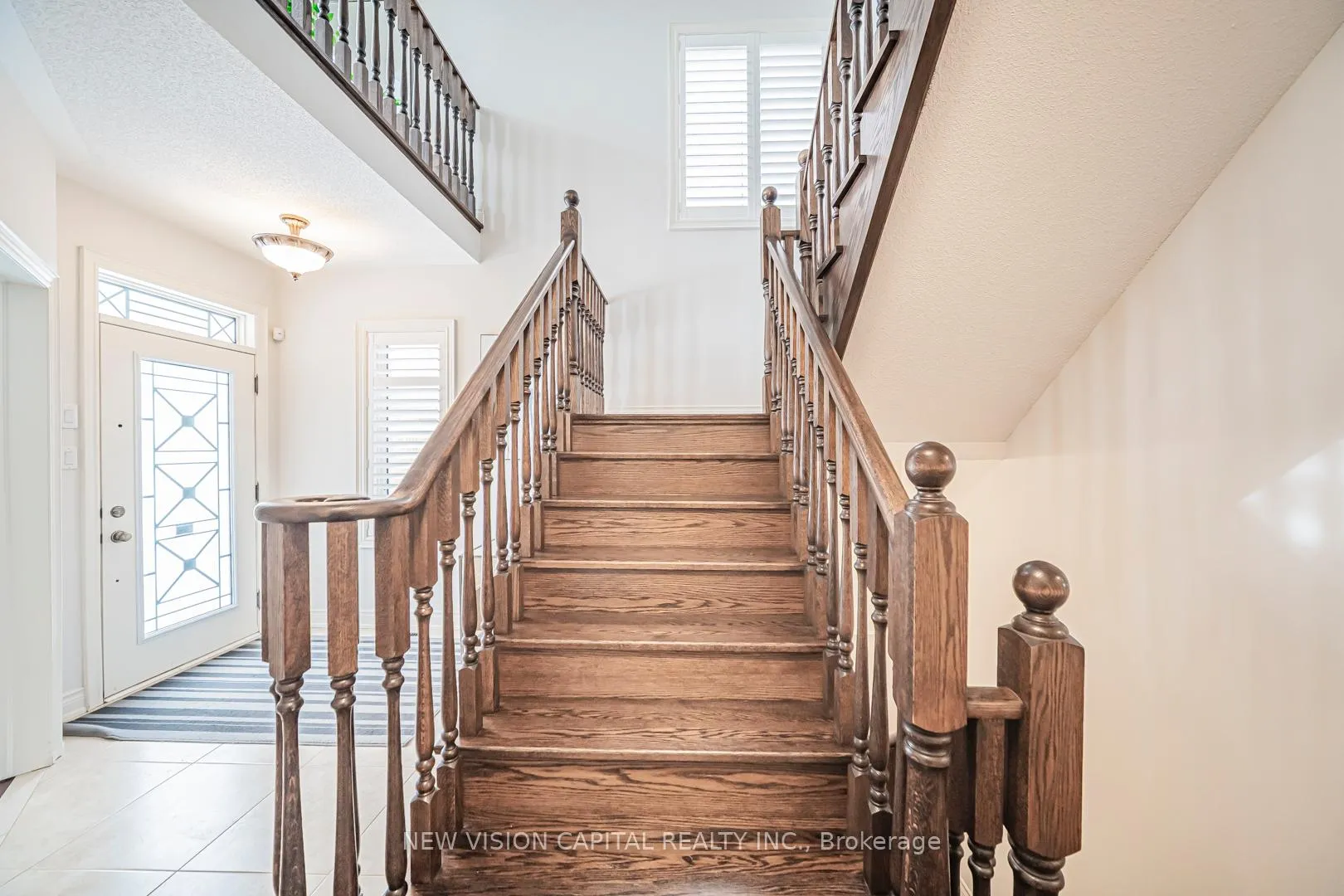 Photo 6 of 102 Hua Du Avenue, Markham, Berczy — HOMEH