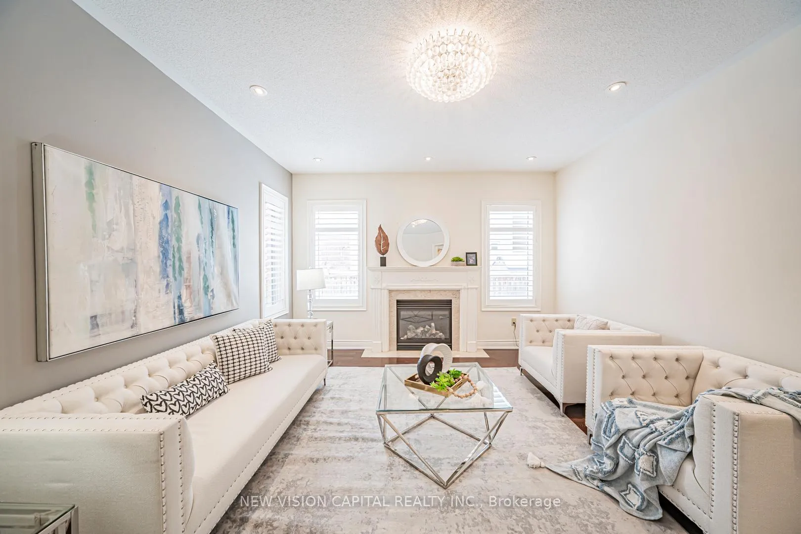Photo 9 of 102 Hua Du Avenue, Markham, Berczy — HOMEH