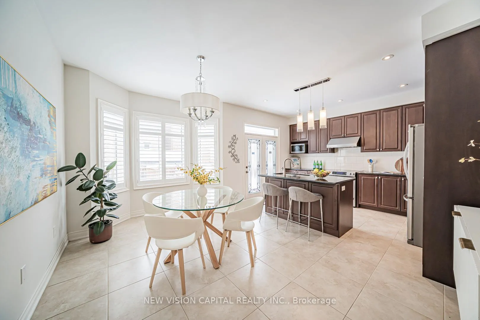 Photo 11 of 102 Hua Du Avenue, Markham, Berczy — HOMEH