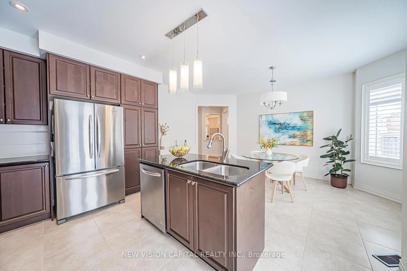 Photo 13 of 102 Hua Du Avenue, Markham, Berczy — HOMEH