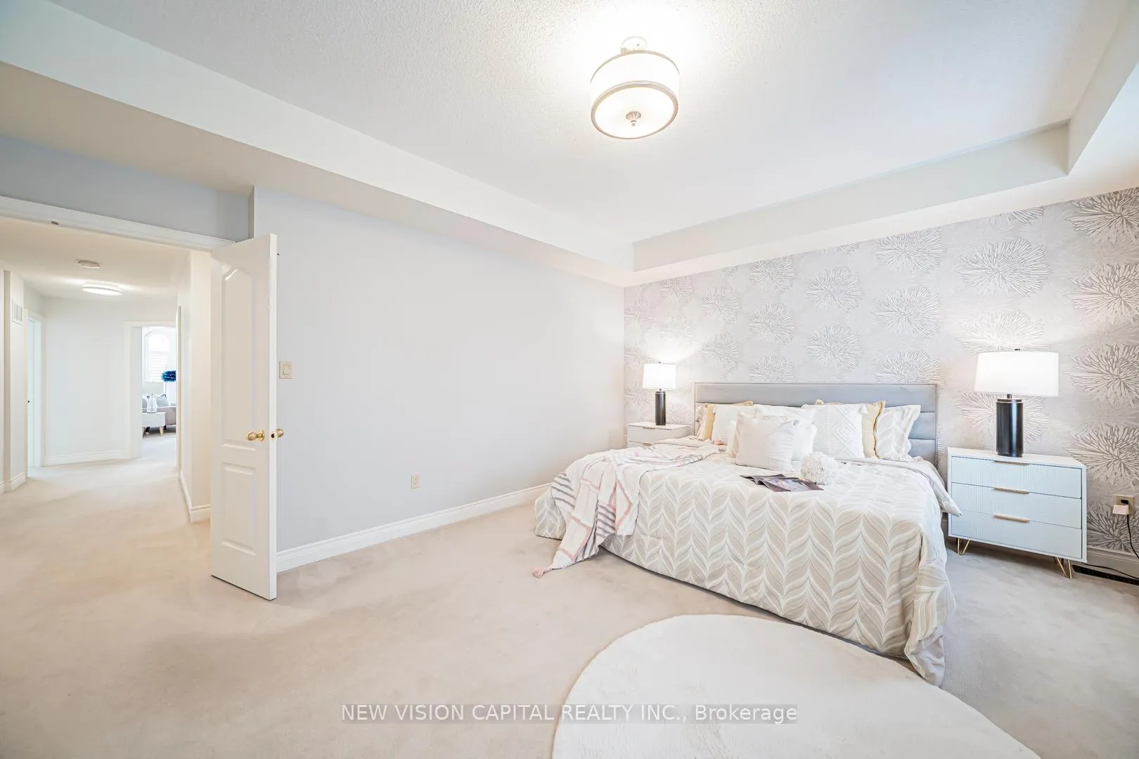Photo 17 of 102 Hua Du Avenue, Markham, Berczy — HOMEH