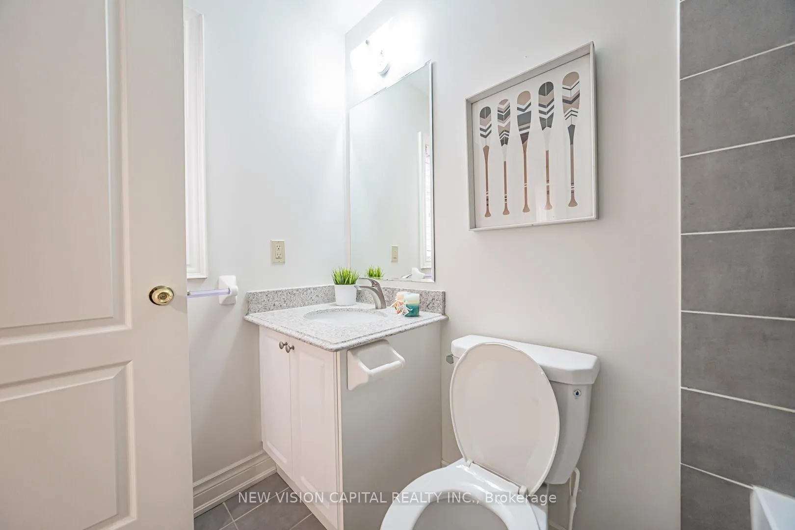 Photo 30 of 102 Hua Du Avenue, Markham, Berczy — HOMEH