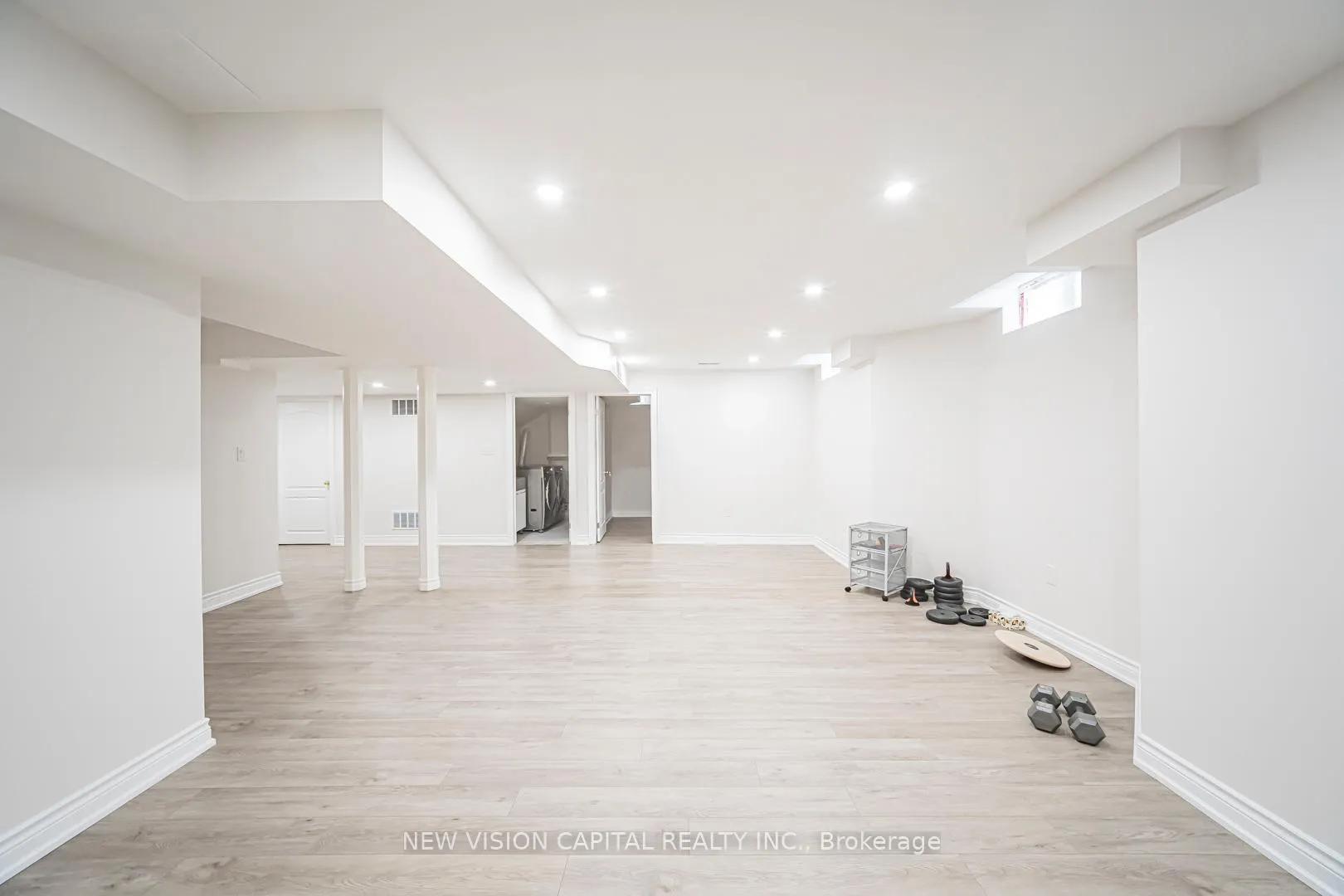 Photo 41 of 102 Hua Du Avenue, Markham, Berczy — HOMEH