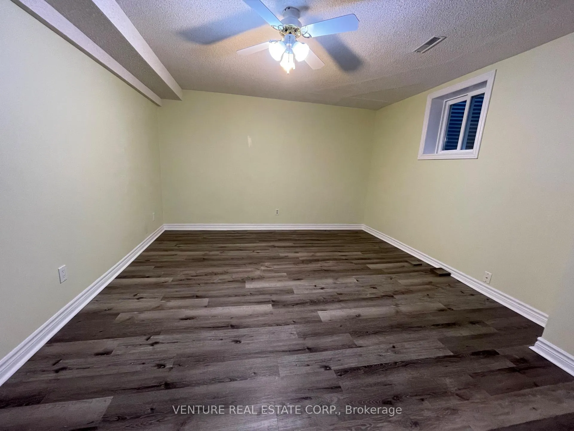 Photo 5 of Unit Bsmt, 1870 Shadybrook Drive, Pickering, Amberlea — HOMEH