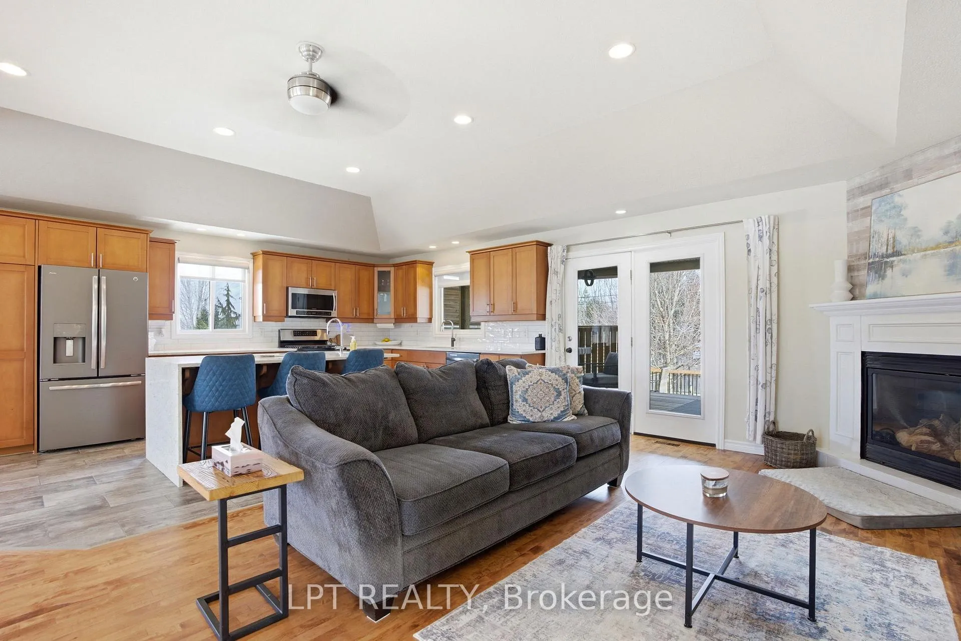 Photo 12 of 582 Harris Circle, Strathroy-Caradoc, NE — HOMEH