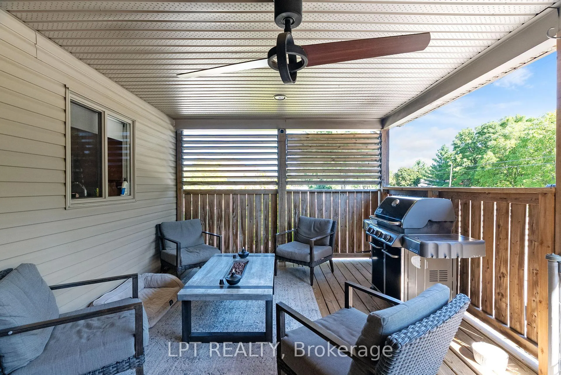 Photo 41 of 582 Harris Circle, Strathroy-Caradoc, NE — HOMEH